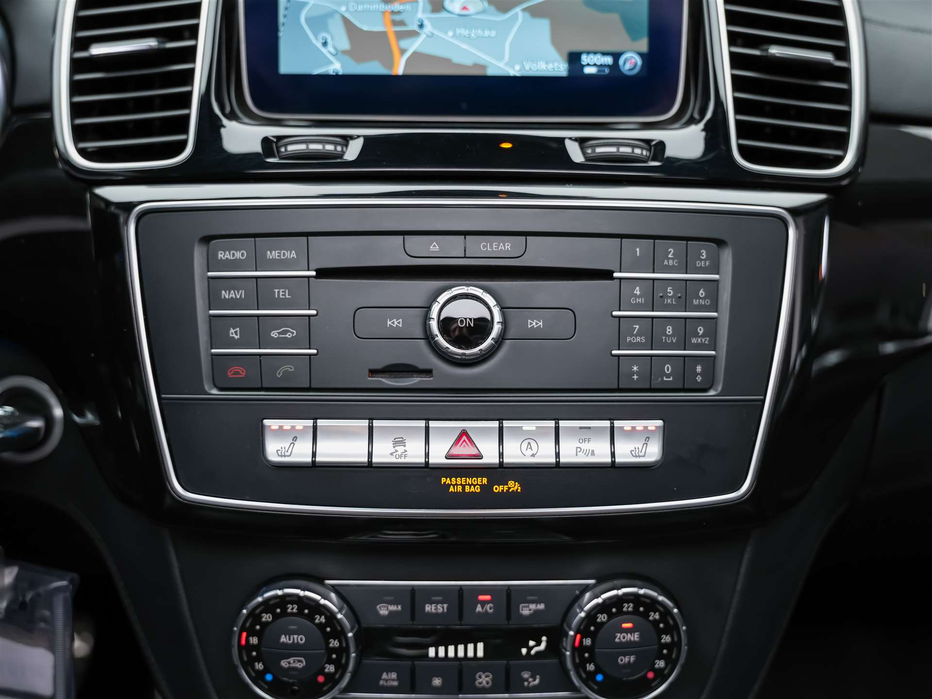 MERCEDES-BENZ GLE Coupé 43 AMG 4Matic 9G-Tronic *CH-Auto*Panorama*360° Kamera*Night Paket*-image-21