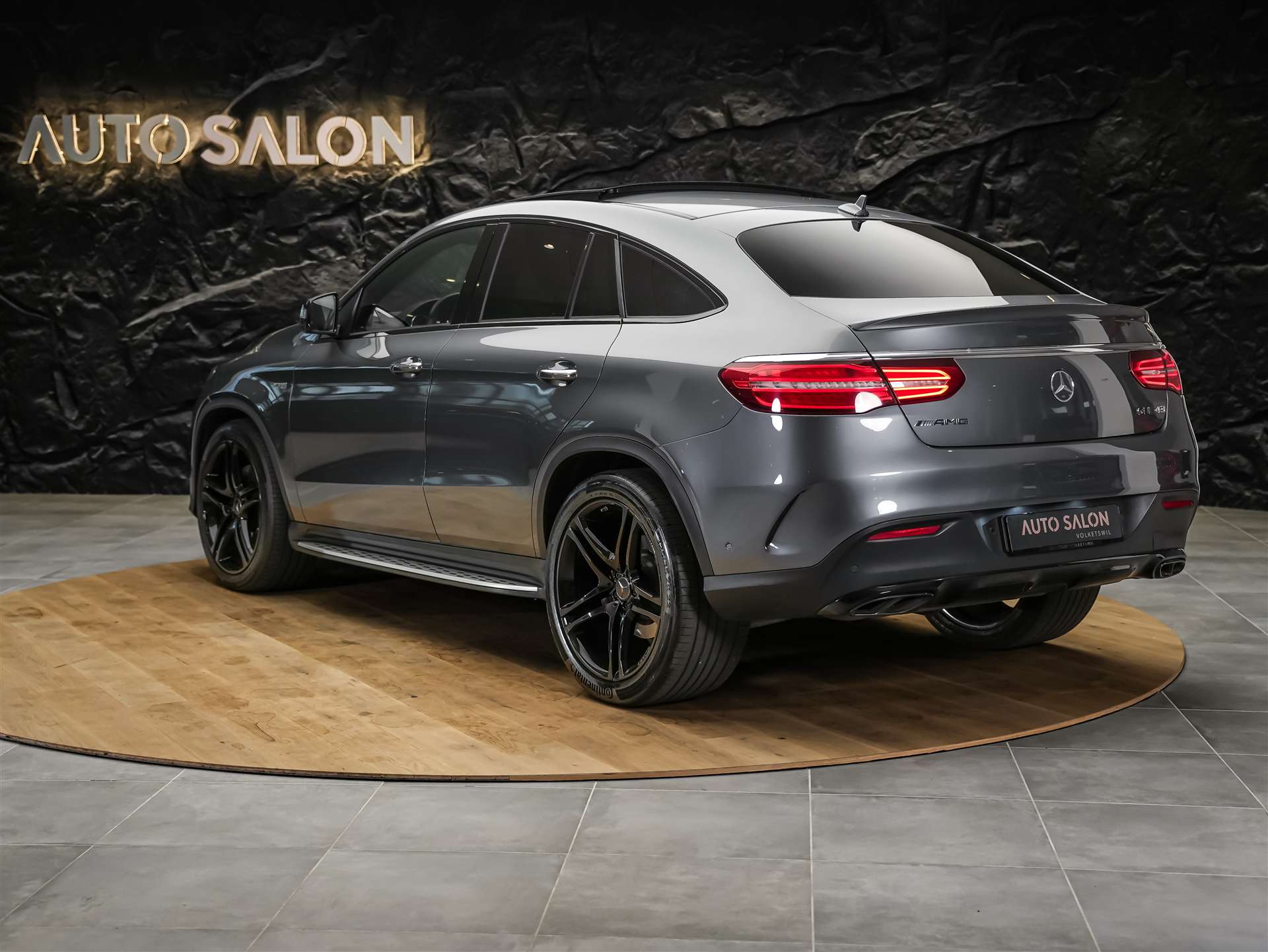 MERCEDES-BENZ GLE Coupé 43 AMG 4Matic 9G-Tronic *CH-Auto*Panorama*360° Kamera*Night Paket*-image-2