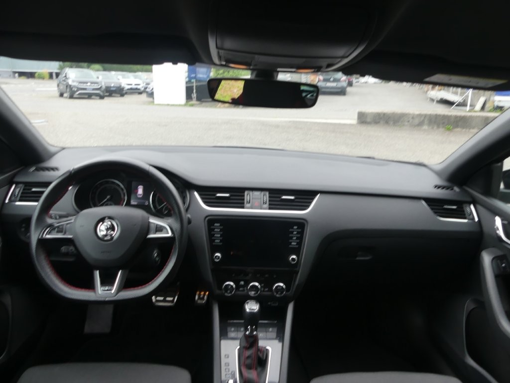 SKODA Octavia Combi 2.0 TDI RS Prag 4x4 DSG-image-7