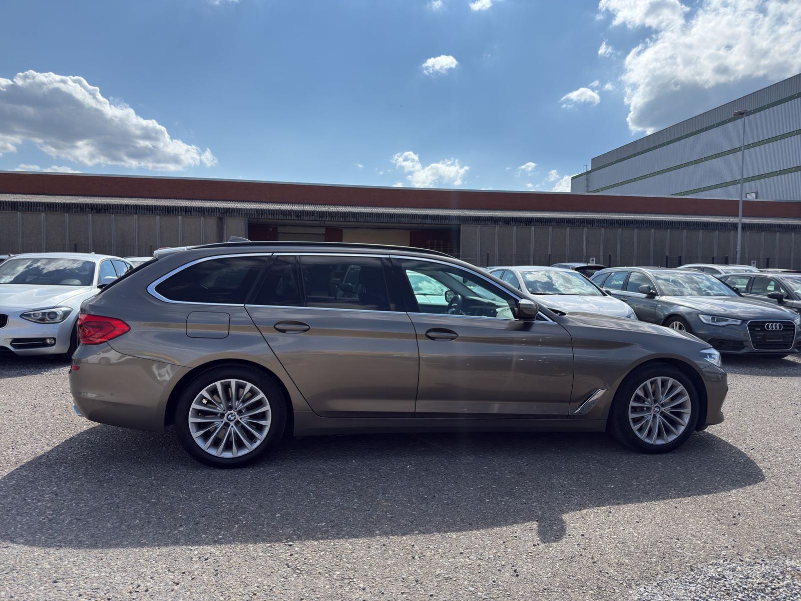 BMW 540d xDrive Touring-image-6