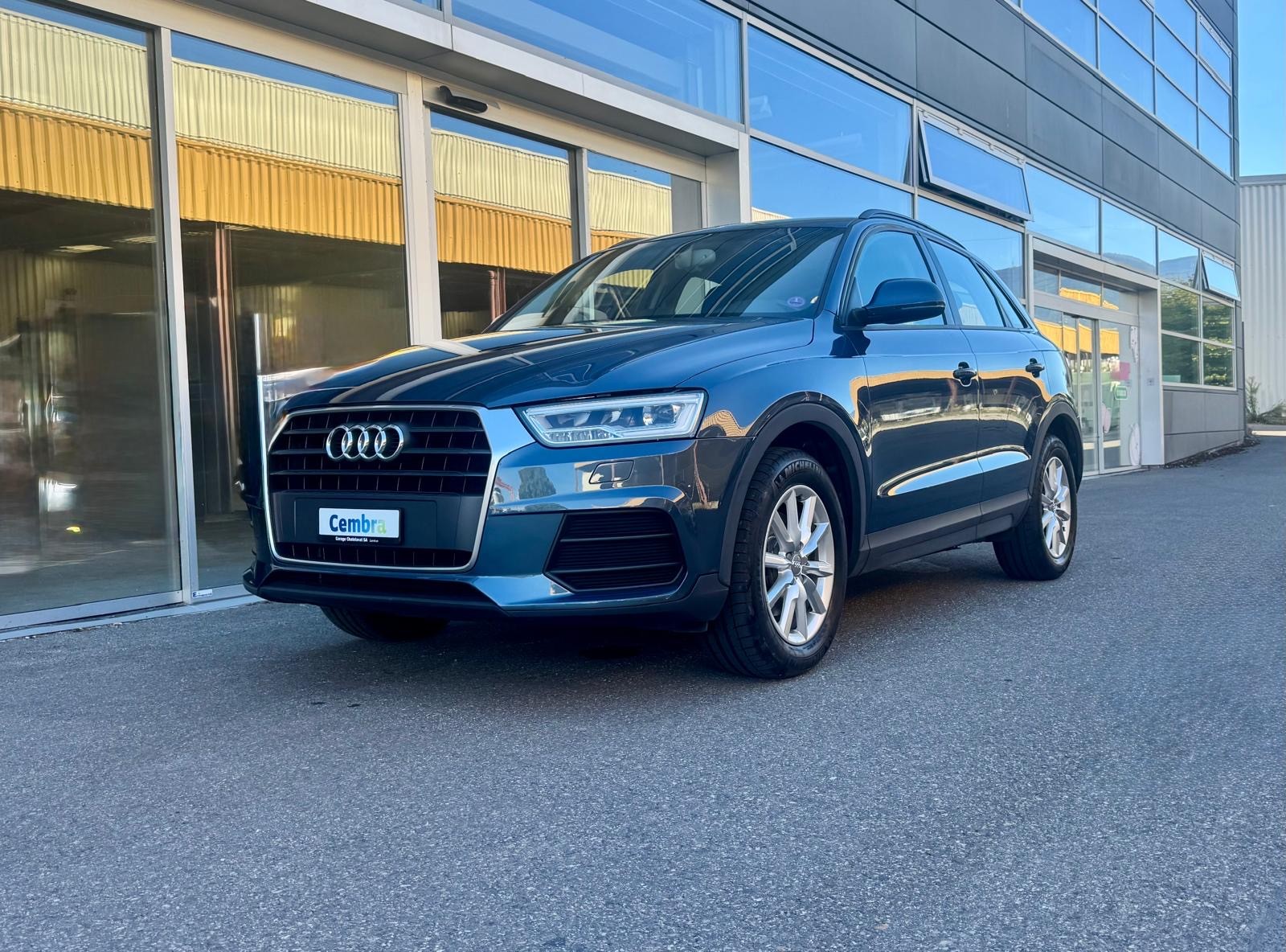 AUDI Q3 1.4 TFSI S-tronic-image-2