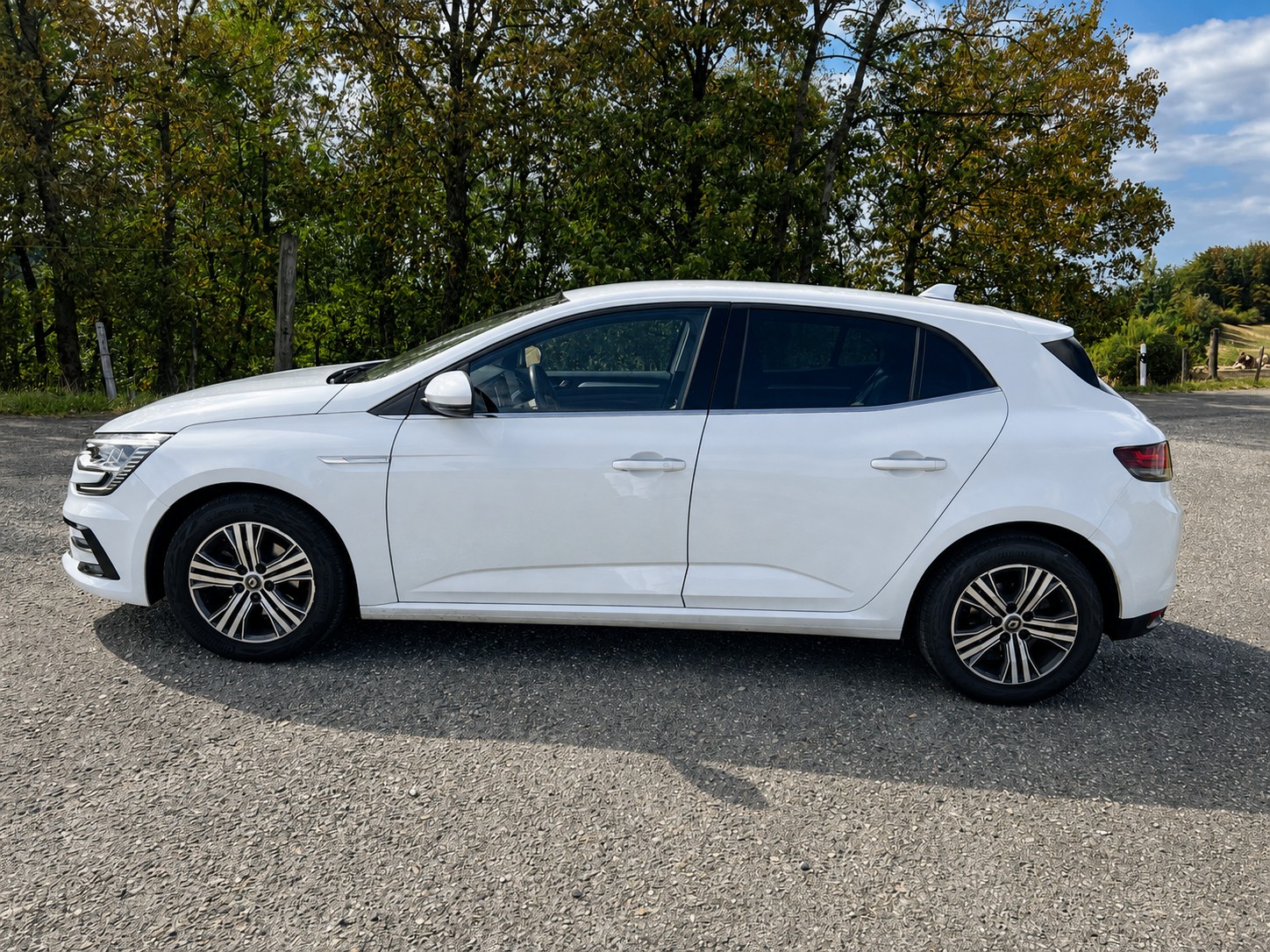 RENAULT 1.3 TCe 140 Zen EDC-image-1
