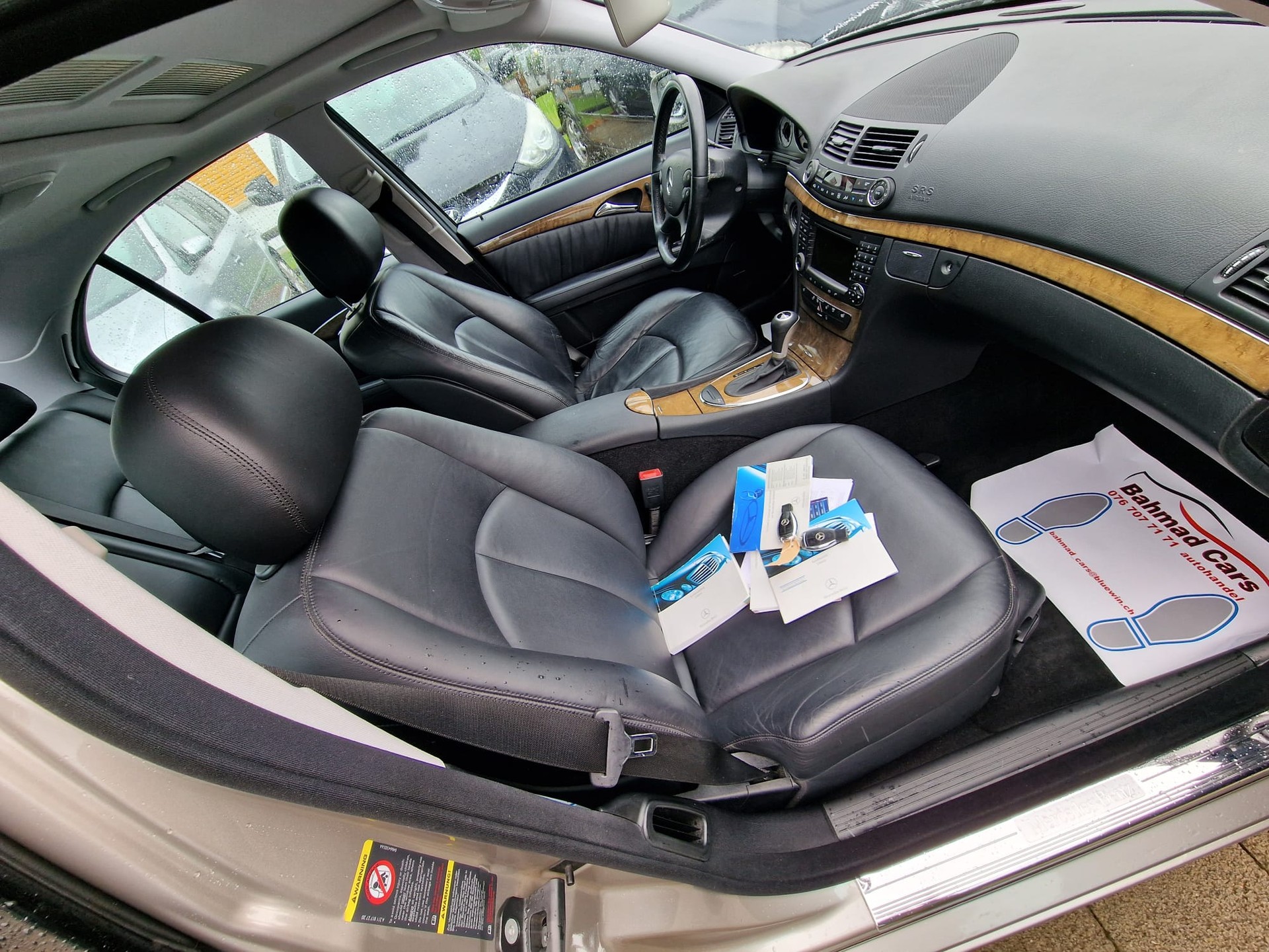 MERCEDES-BENZ E 350 Avantgarde 4Matic Automatic-image-8