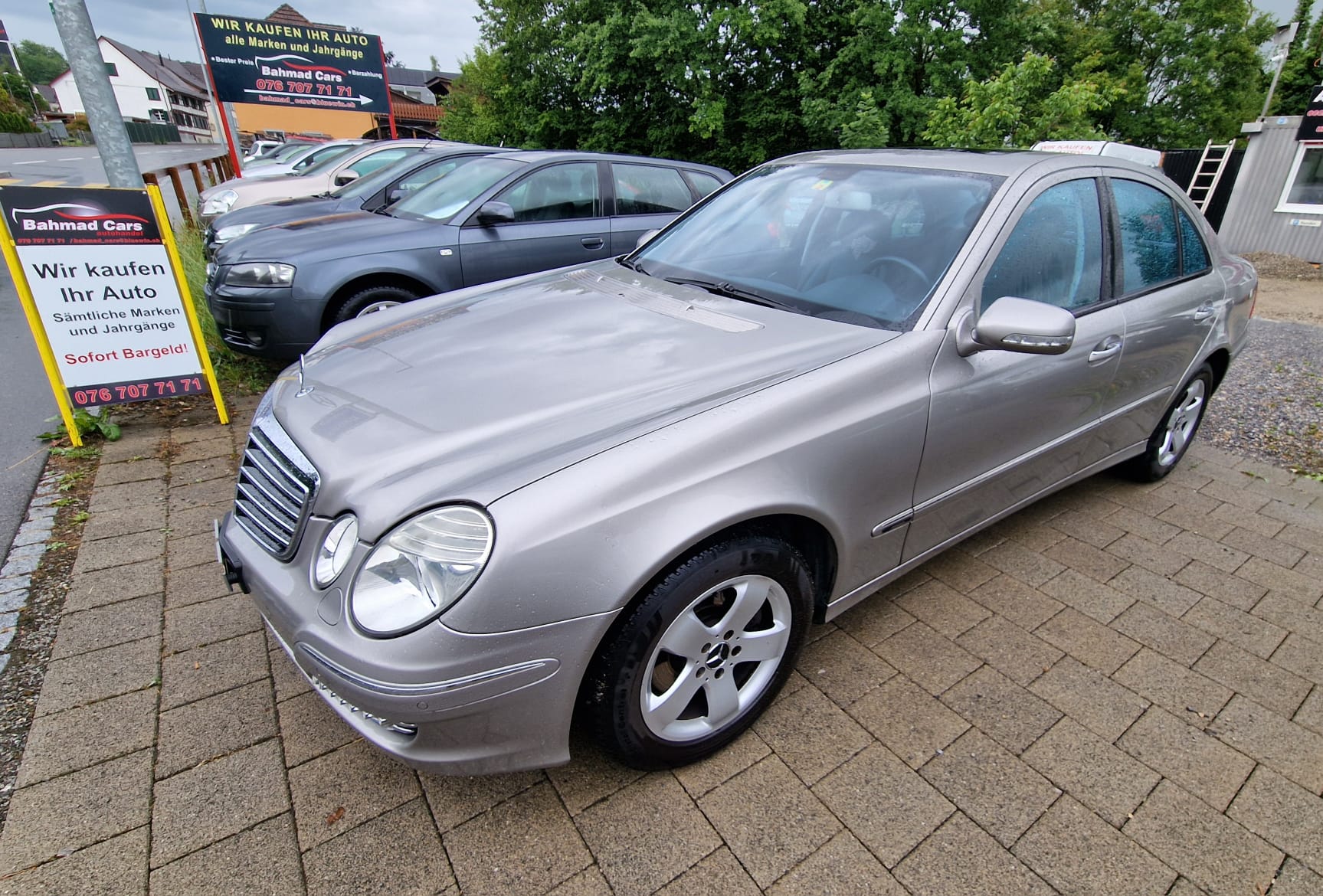 MERCEDES-BENZ E 350 Avantgarde 4Matic Automatic-image-2