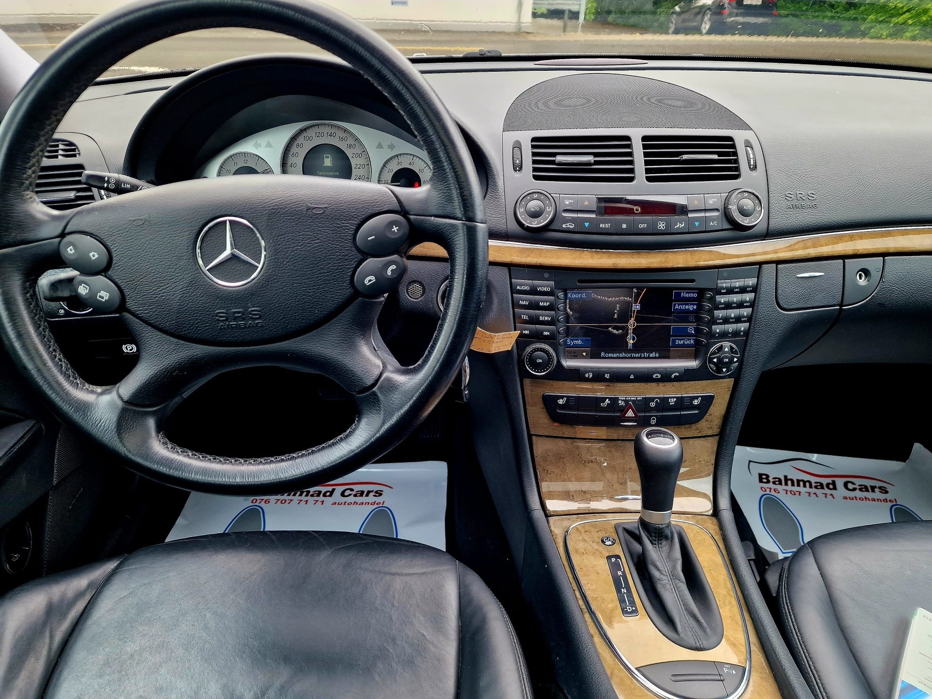 MERCEDES-BENZ E 350 Avantgarde 4Matic Automatic-image-12