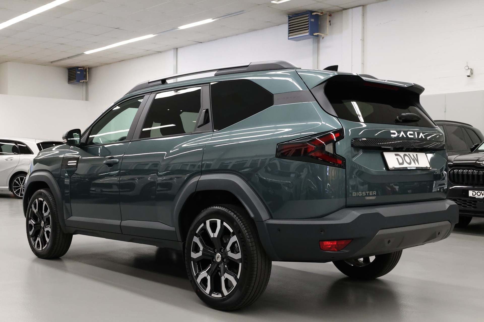 DACIA Bigster 1.8 Hybrid Journey-image-5