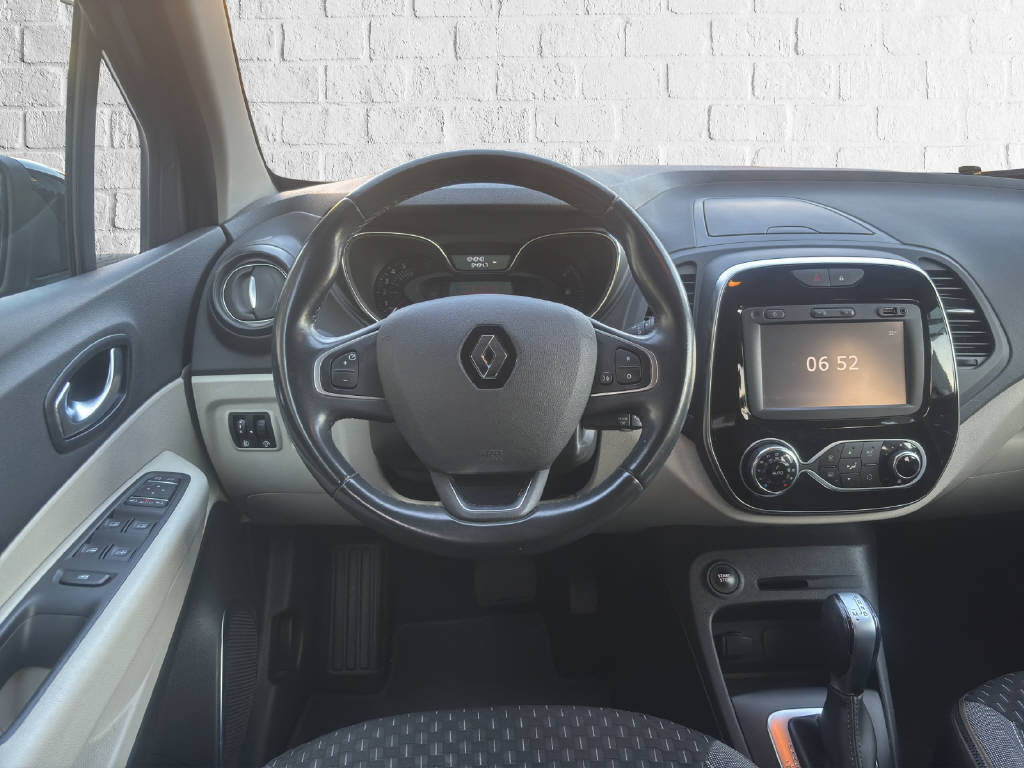 RENAULT Captur 1.2 TCe Intens EDC S/S-image-6