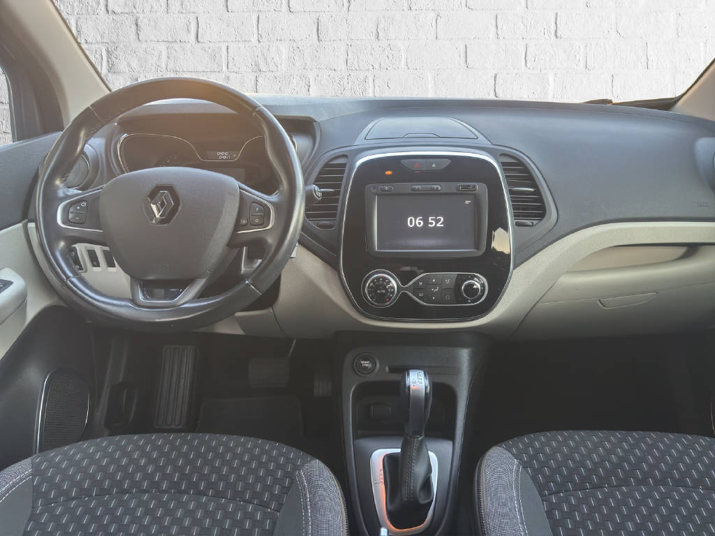 RENAULT Captur 1.2 TCe Intens EDC S/S-image-7