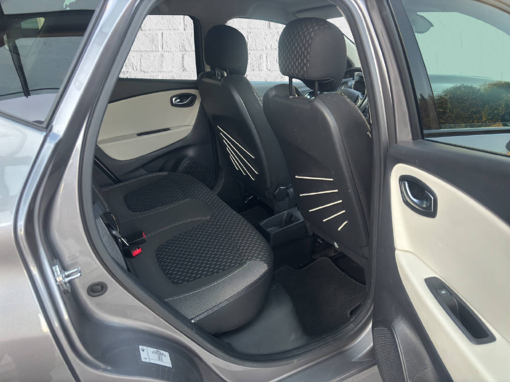 RENAULT Captur 1.2 TCe Intens EDC S/S-image-10