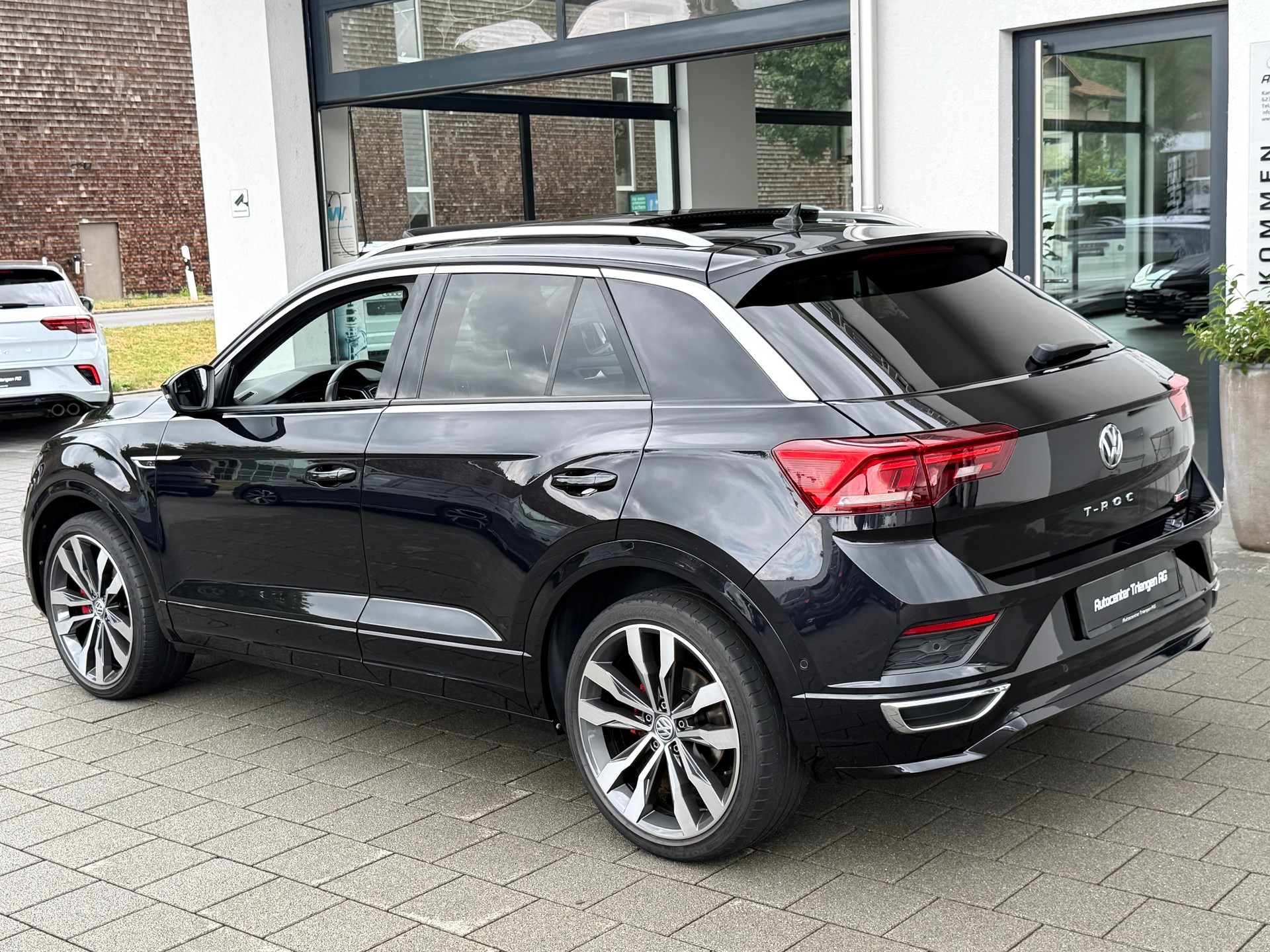 VW T-Roc 2.0 TSI Sport DSG 4Motion-image-4