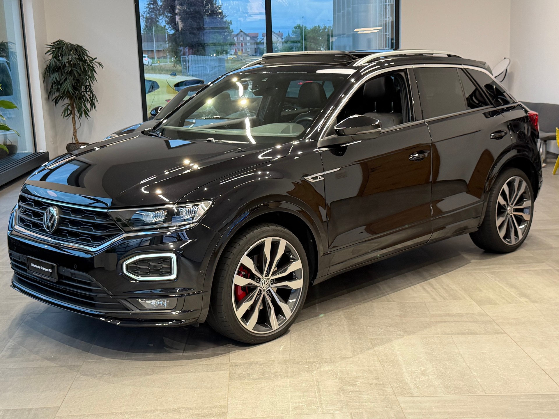 VW T-Roc 2.0 TSI Sport DSG 4Motion-image-7
