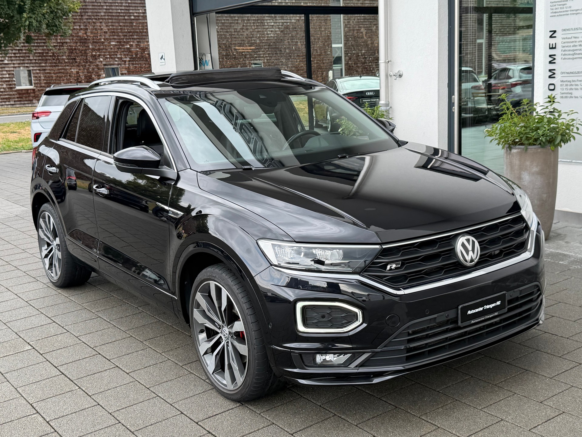 VW T-Roc 2.0 TSI Sport DSG 4Motion-image-0