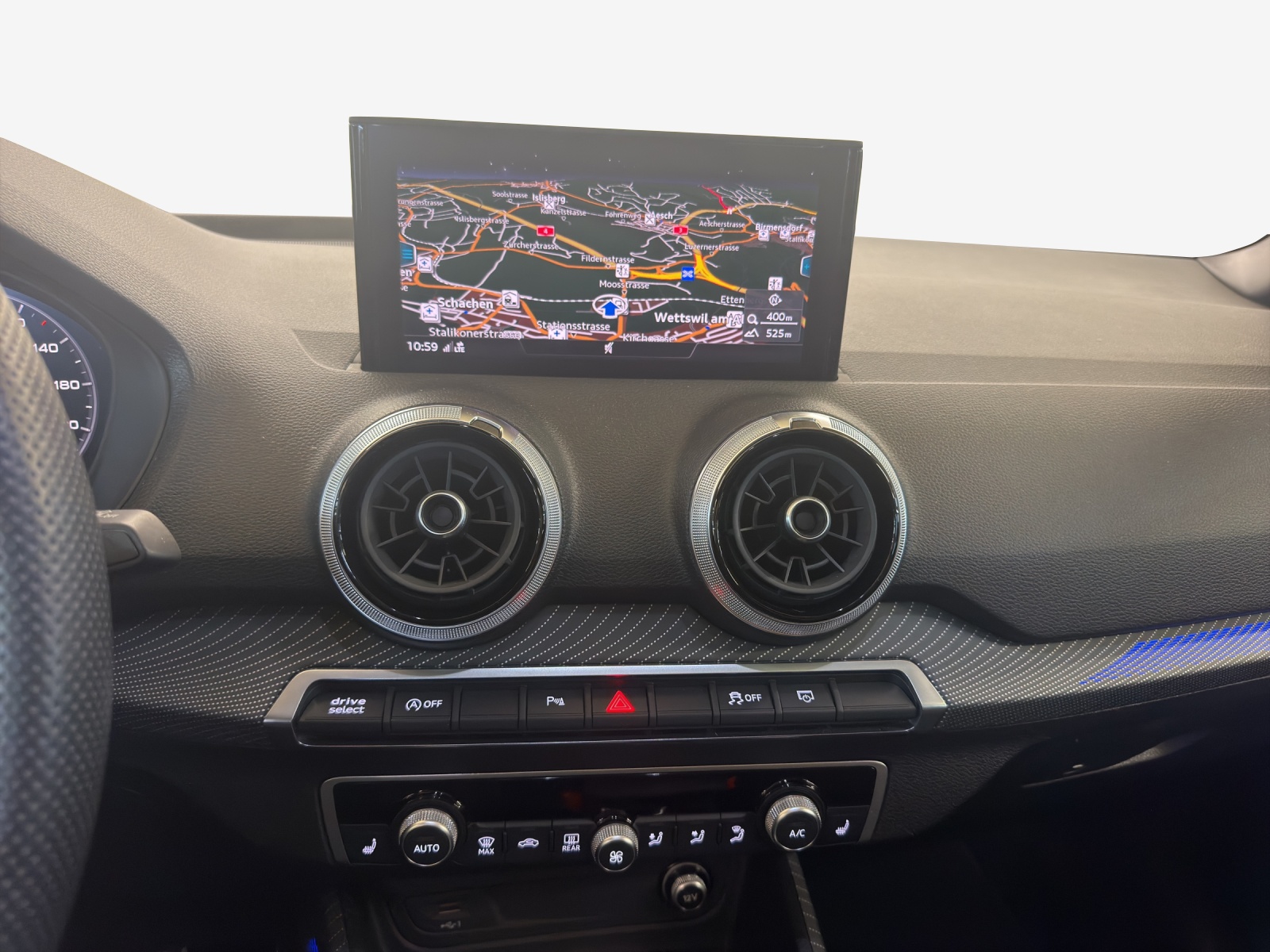 AUDI Q2 35 TFSI S line S-tronic-image-10