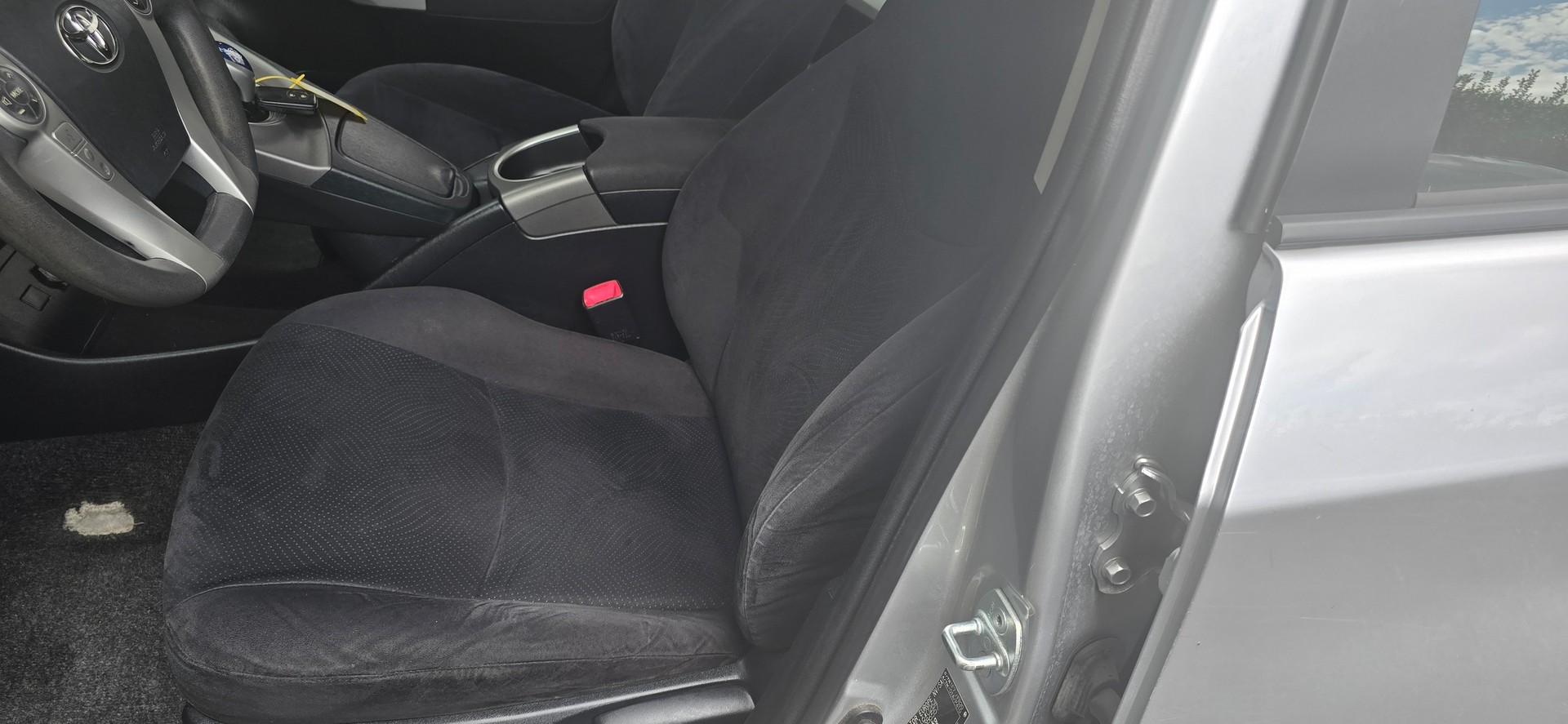 TOYOTA Prius 1.8 16V HSD Luna-image-13
