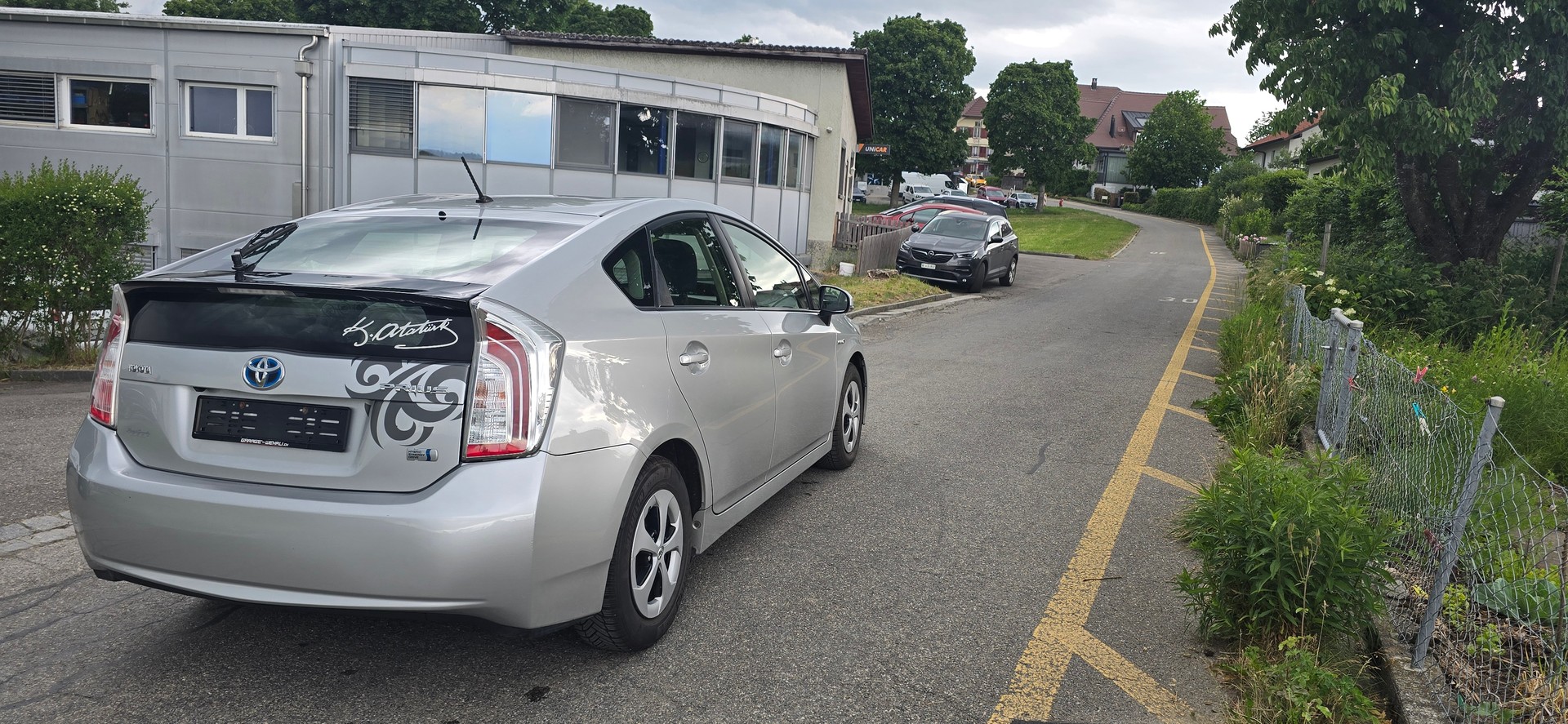 TOYOTA Prius 1.8 16V HSD Luna-image-6