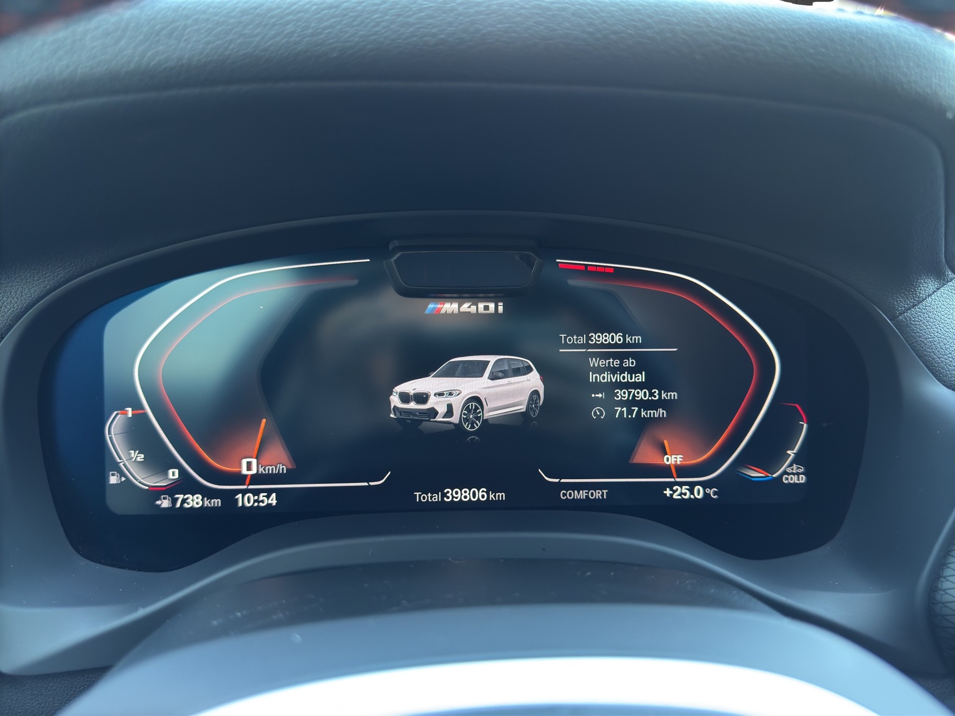 BMW X3 M40i-image-12