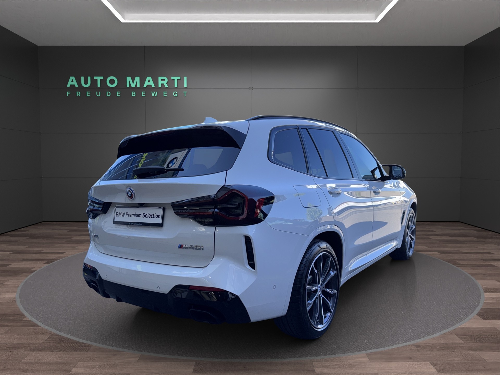 BMW X3 M40i-image-3