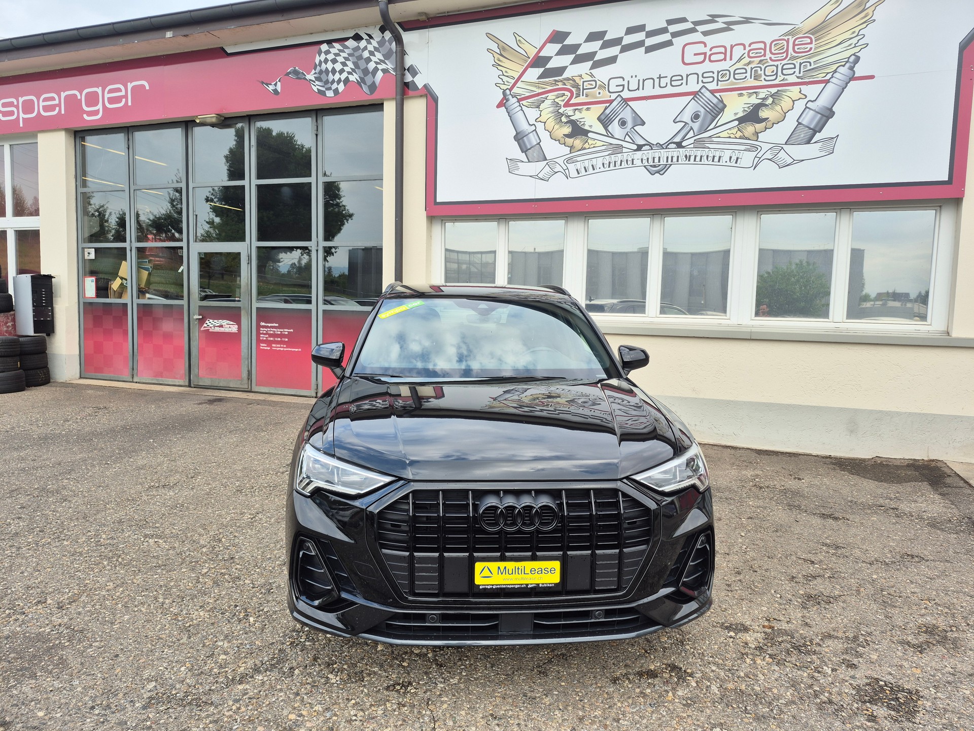 AUDI Q3 35 TFSI S line Attraction S-tronic-image-8