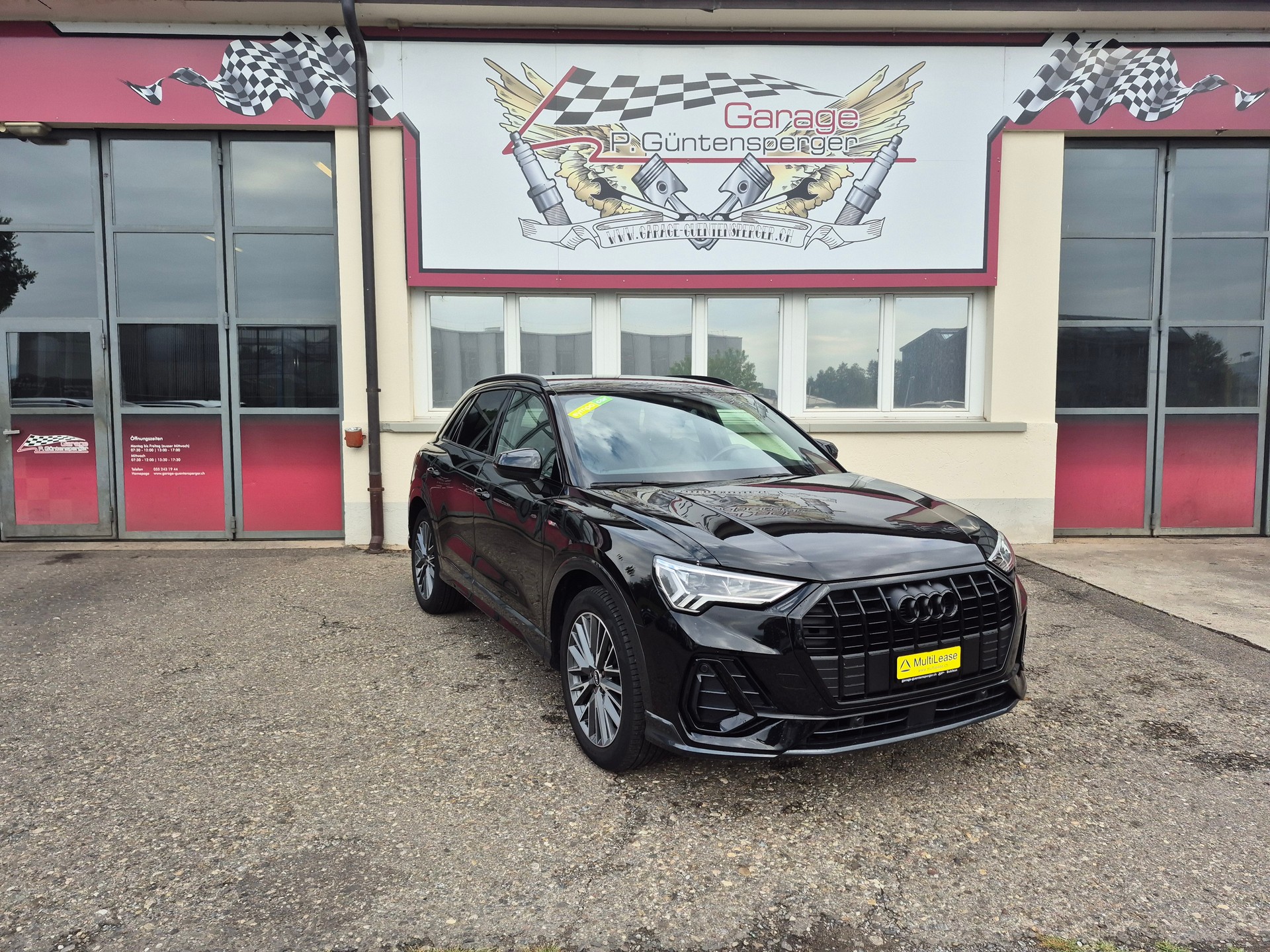 AUDI Q3 35 TFSI S line Attraction S-tronic-image-0
