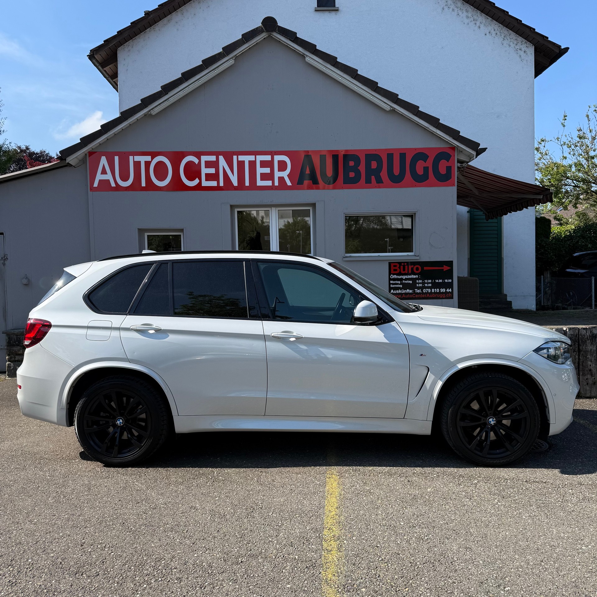 BMW X5 xDrive 40d Pure M Sport Steptronic *LEDER - PANORAMA-DACH*-image-7