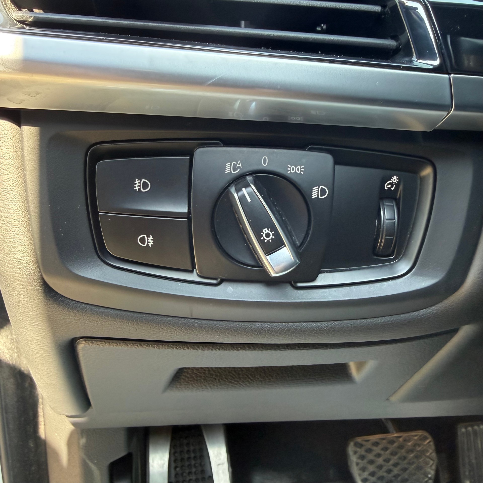 BMW X5 xDrive 40d Pure M Sport Steptronic *LEDER - PANORAMA-DACH*-image-19