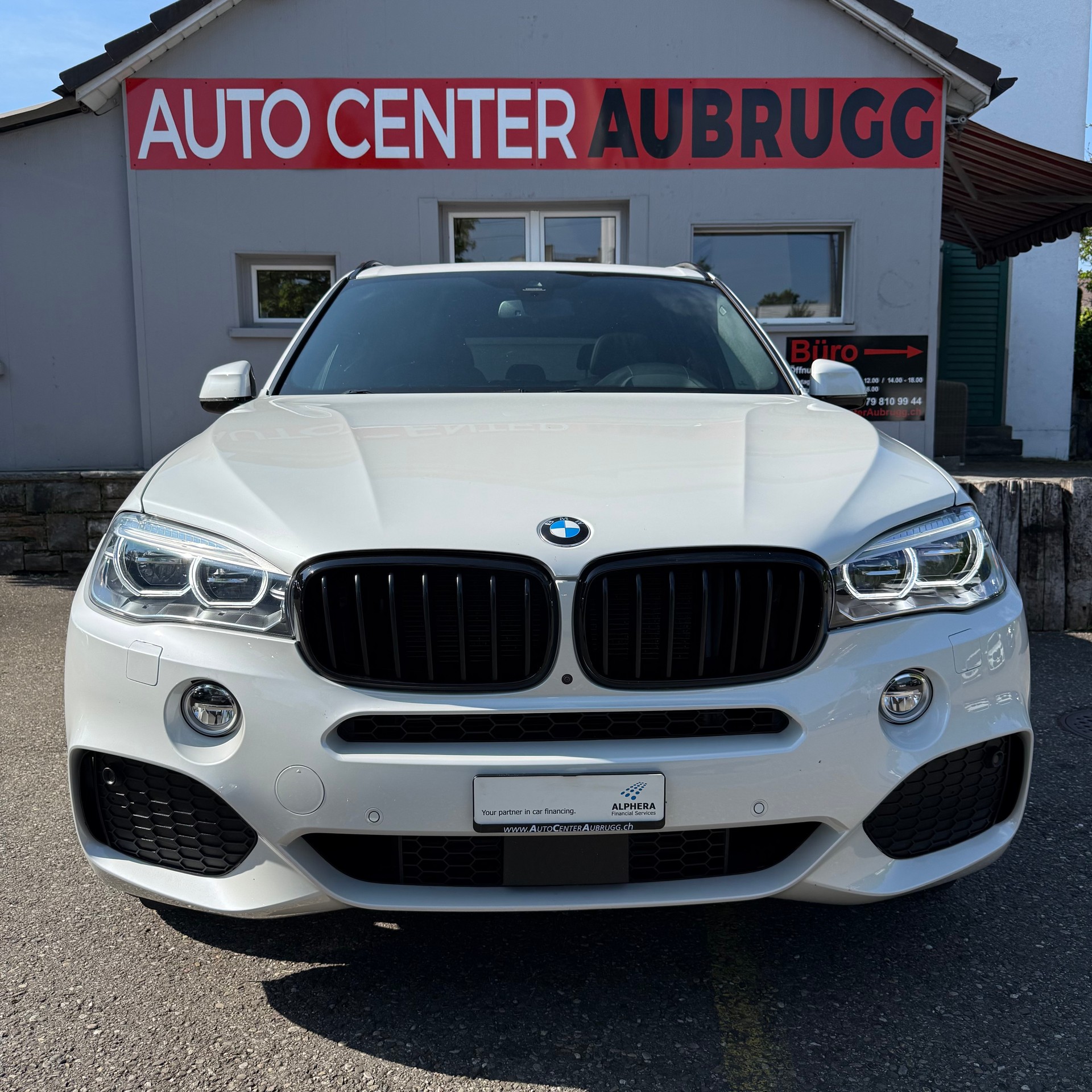 BMW X5 xDrive 40d Pure M Sport Steptronic *LEDER - PANORAMA-DACH*-showroom-element-3
