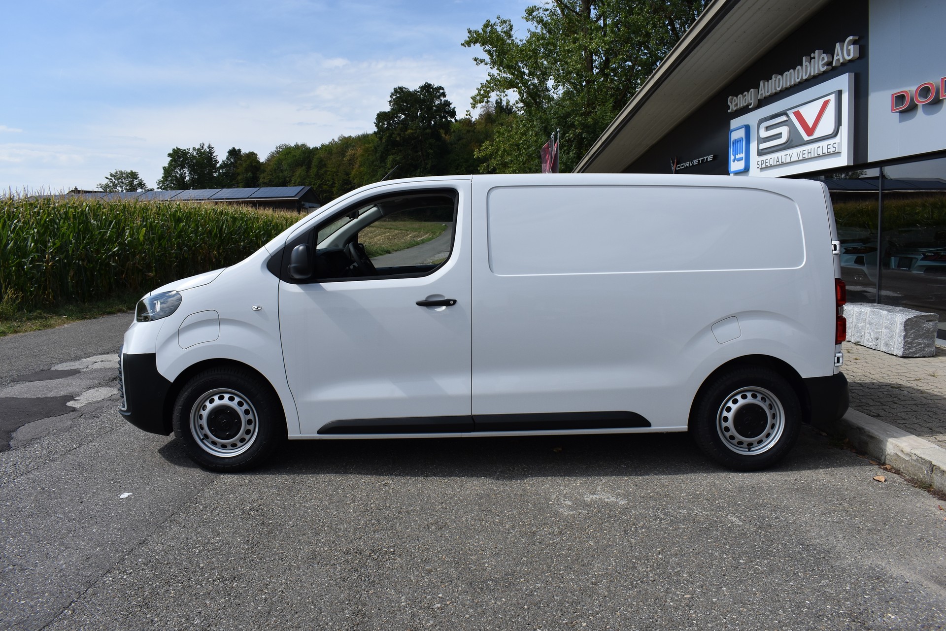 TOYOTA Proace EV 75kWh Medium Active-image-3