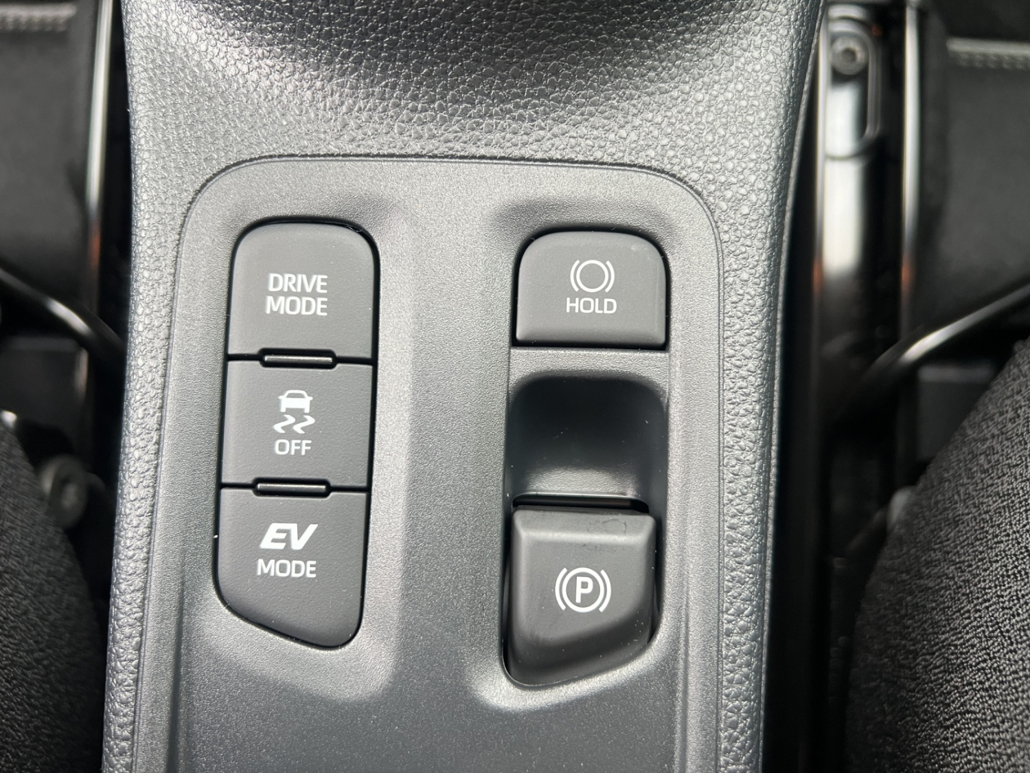 TOYOTA Aygo X 1.5 VVT-i HSD GR Sport-image-15