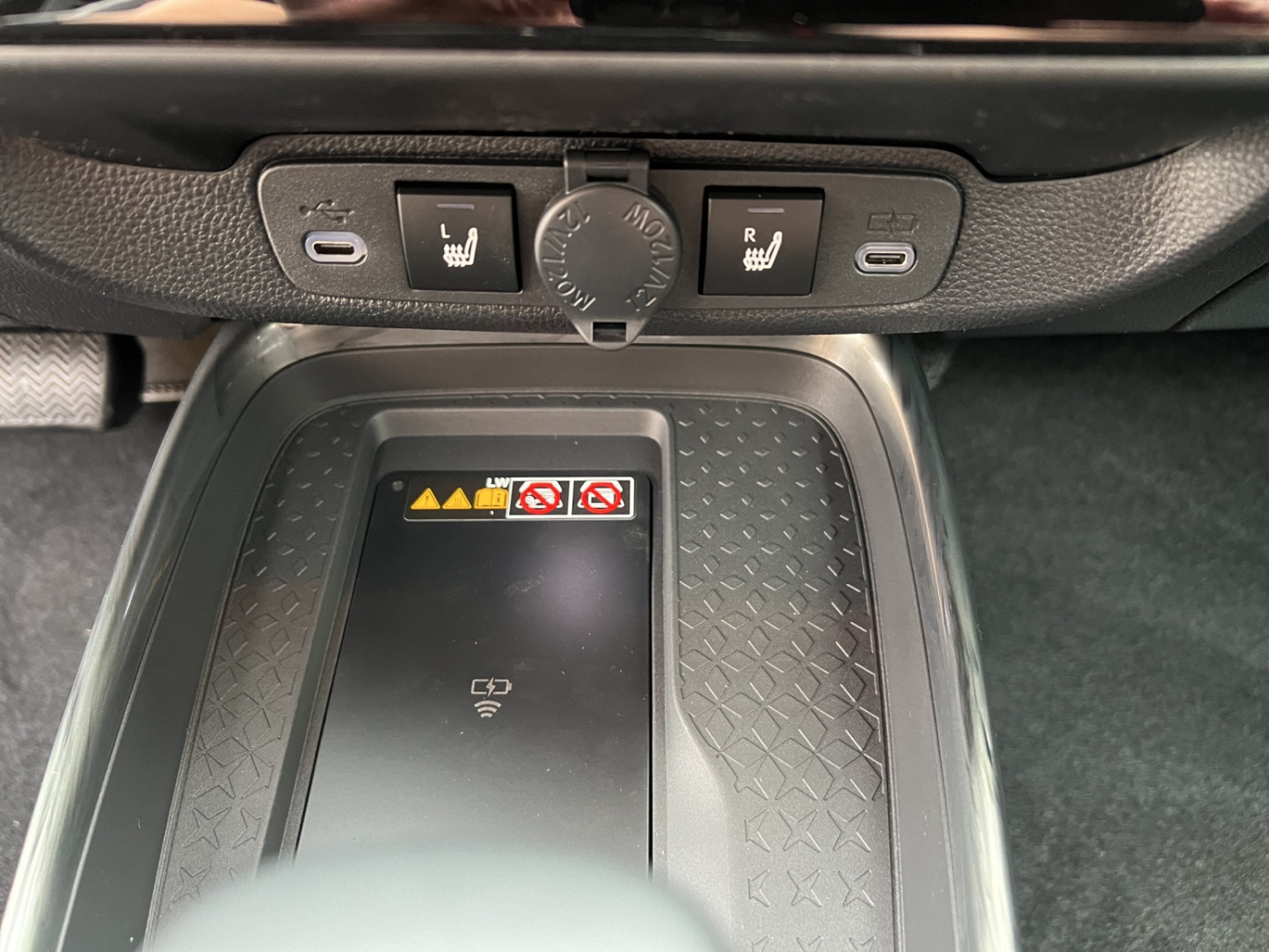 TOYOTA Aygo X 1.5 VVT-i HSD GR Sport-image-14