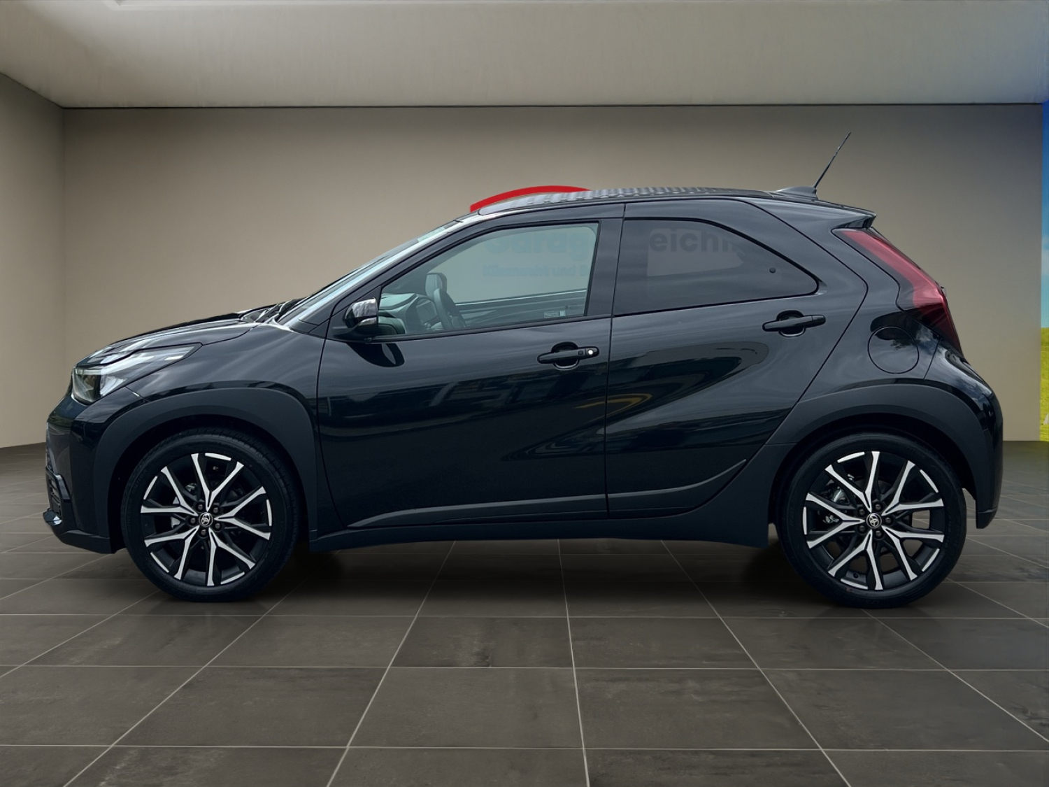 TOYOTA Aygo X 1.5 VVT-i HSD GR Sport-image-1