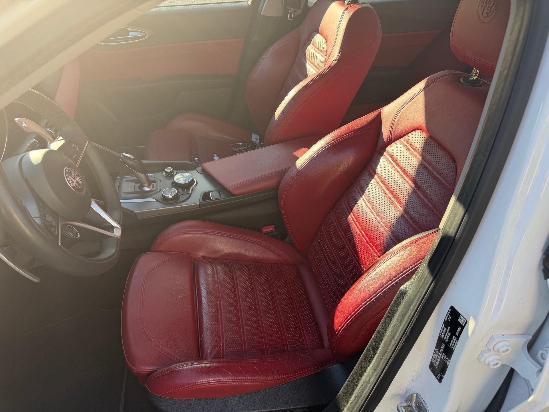 ALFA ROMEO Giulia 2.2 JTDM Veloce TI Q4 Automatic-image-7