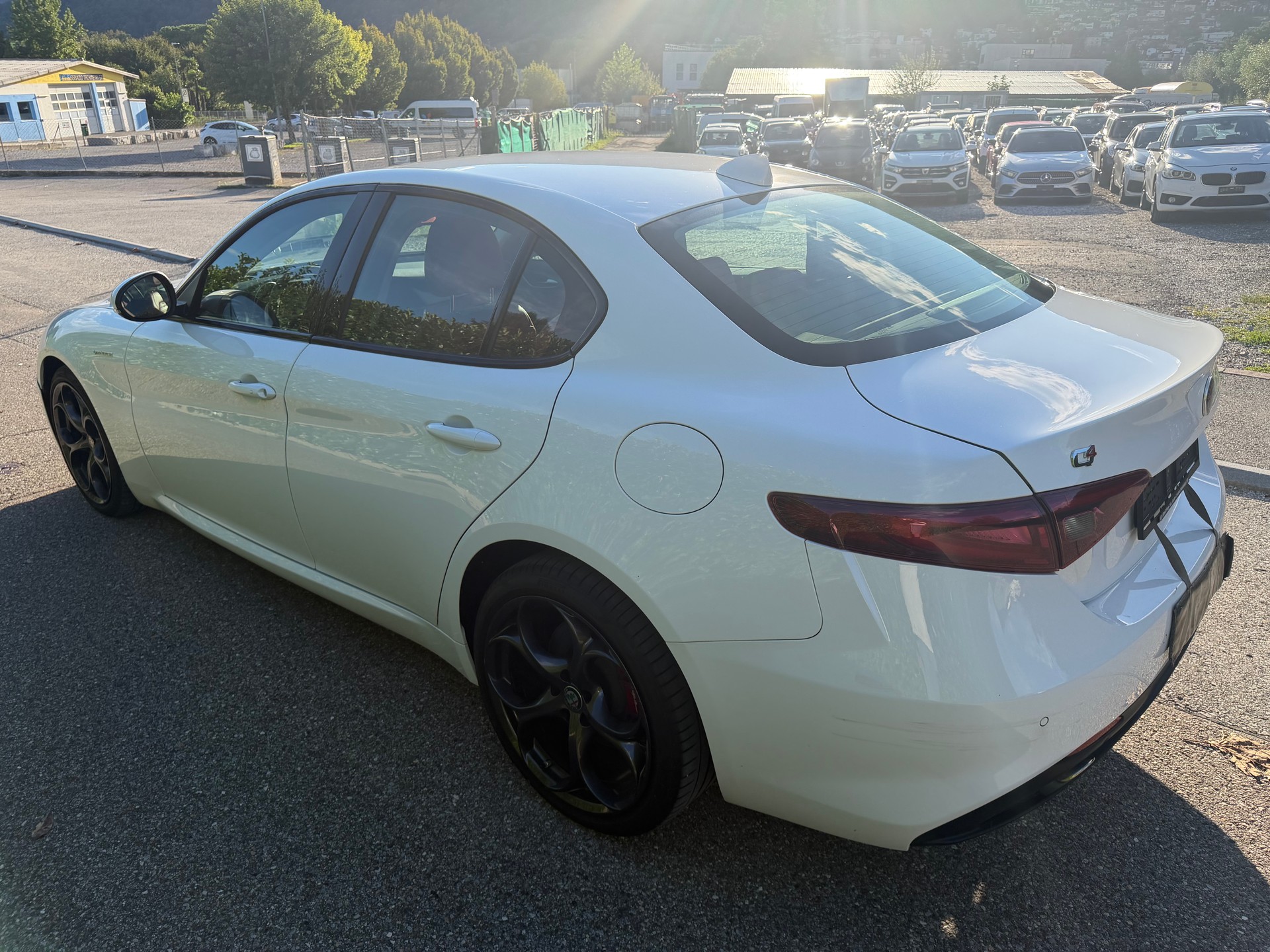 ALFA ROMEO Giulia 2.2 JTDM Veloce TI Q4 Automatic-image-5