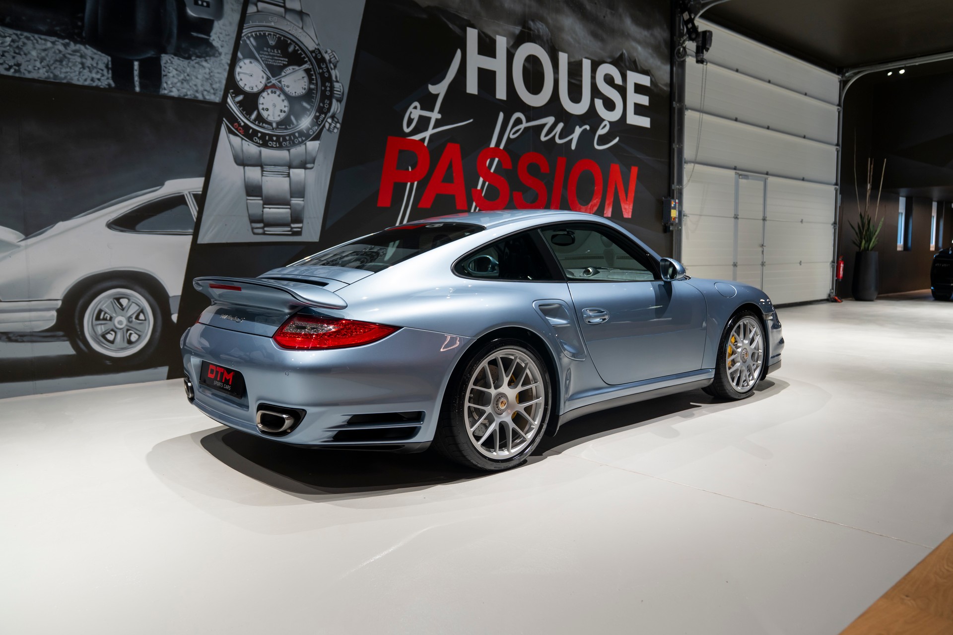 PORSCHE 911 Turbo S PDK-image-3