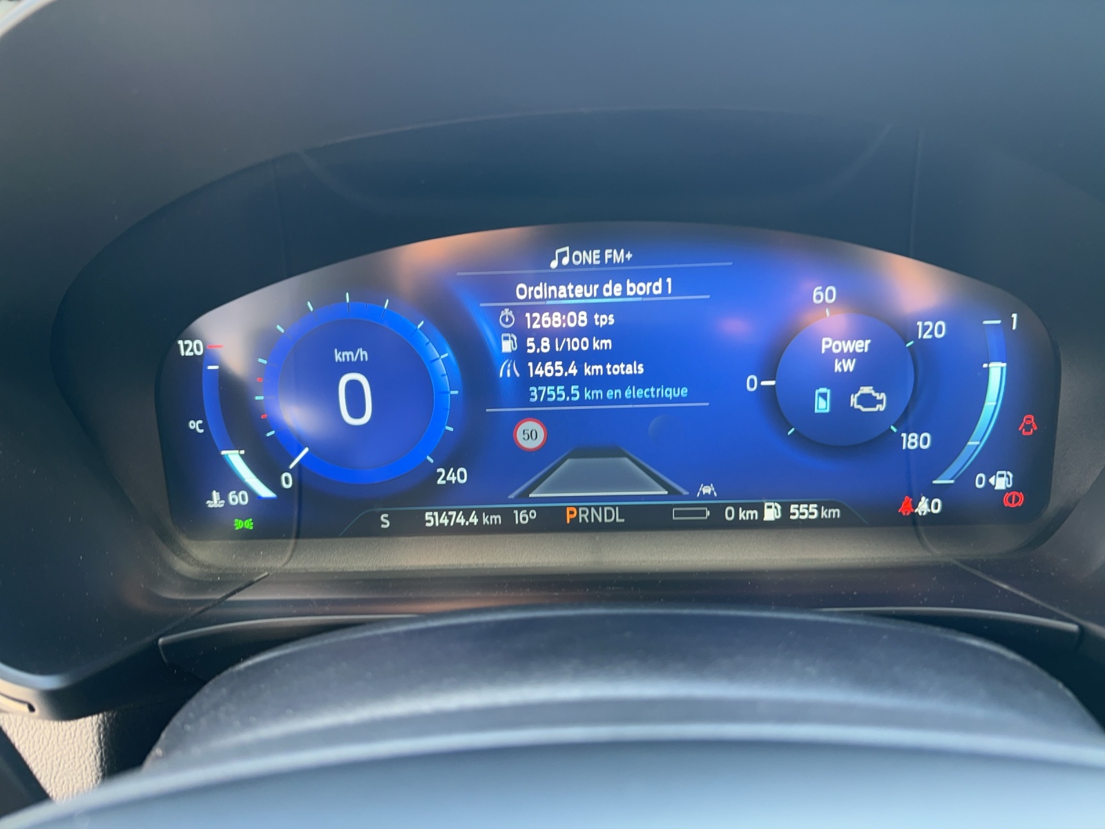 FORD Kuga 2.5 Plug-in Hybrid ST-Line X-image-6