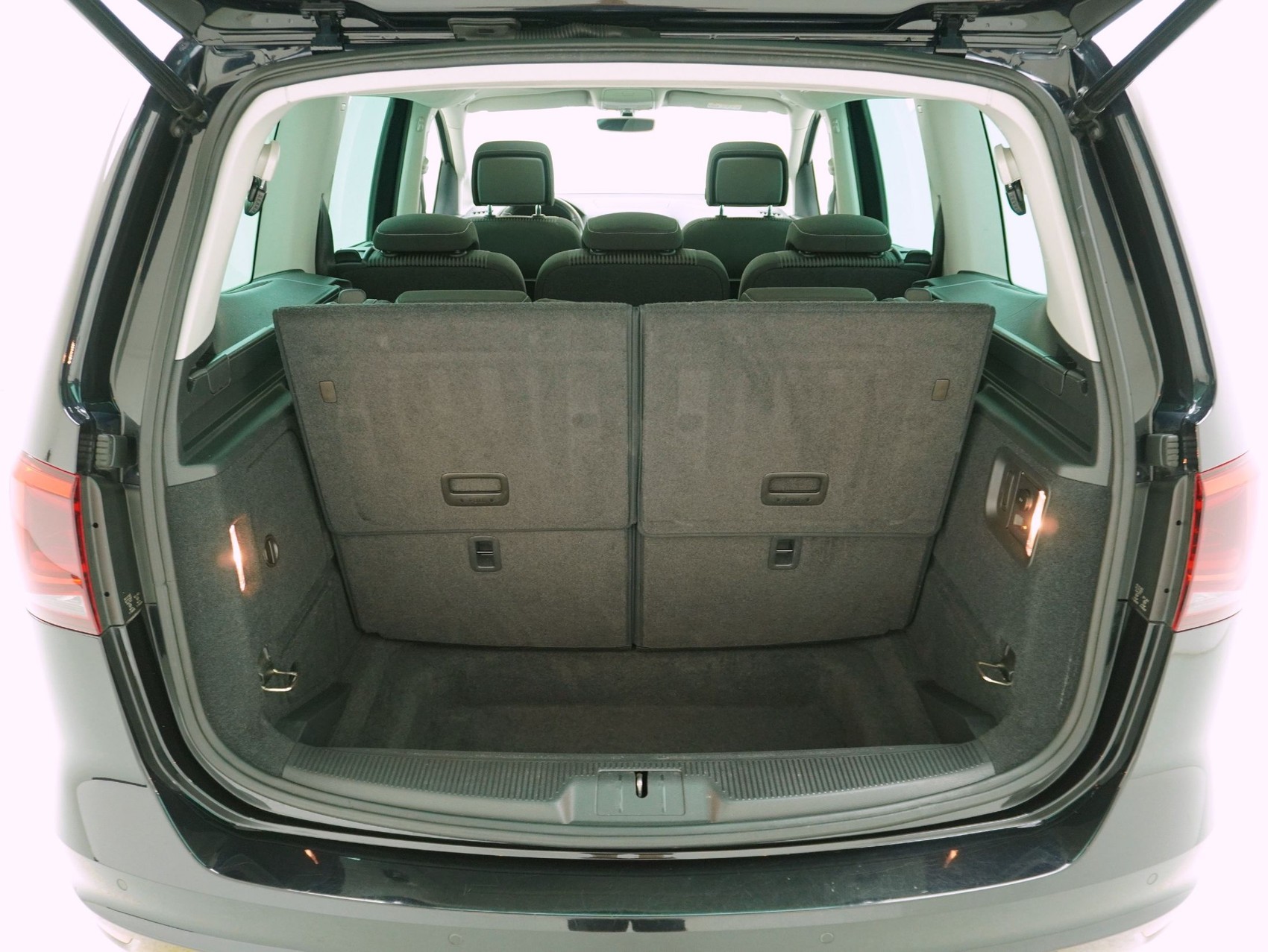 SEAT Alhambra 2.0 TDI DSG Style Advantage 7 Plätze-image-12