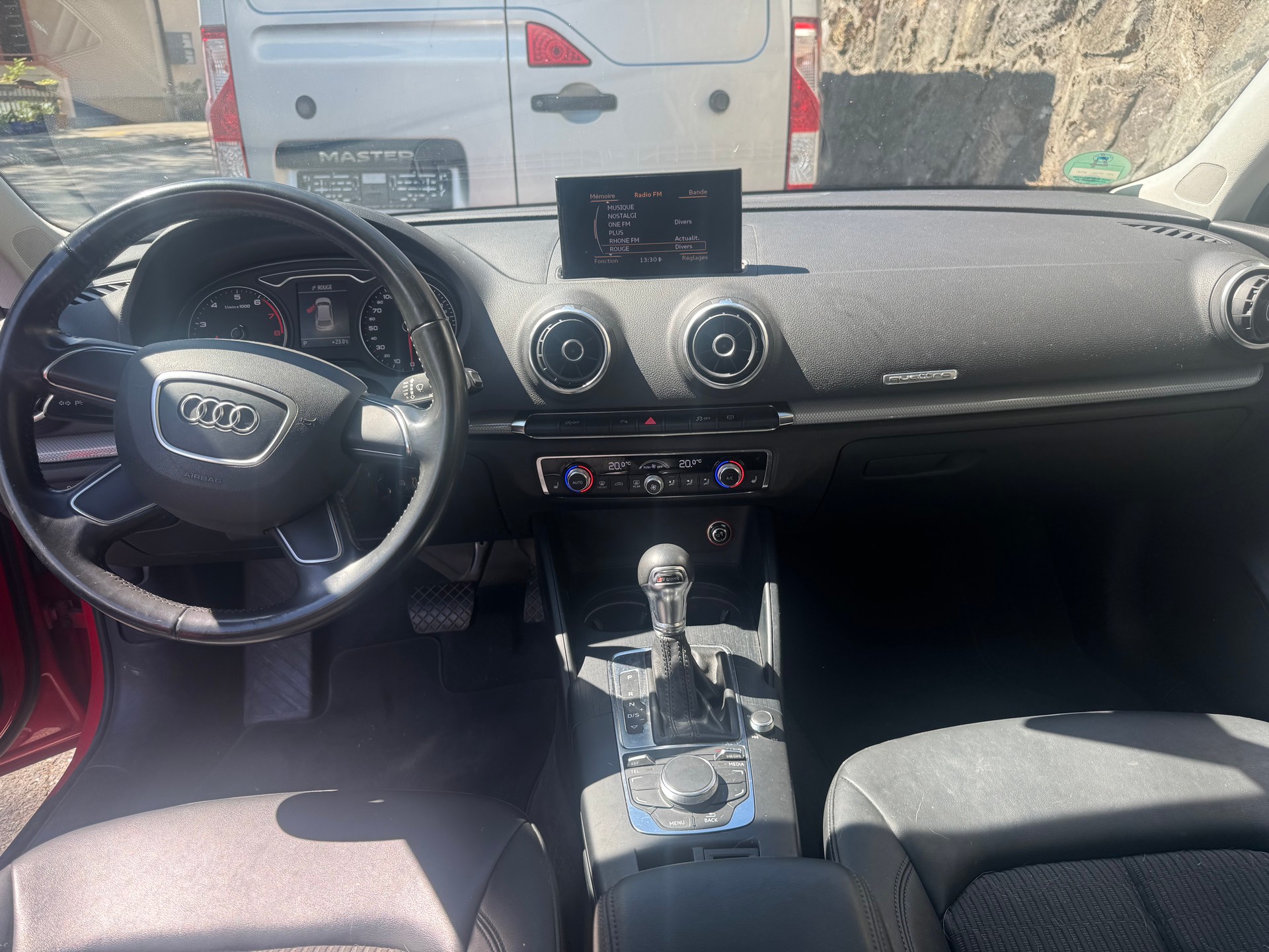 AUDI A3 1.8 TFSI Ambiente S-tronic-image-5