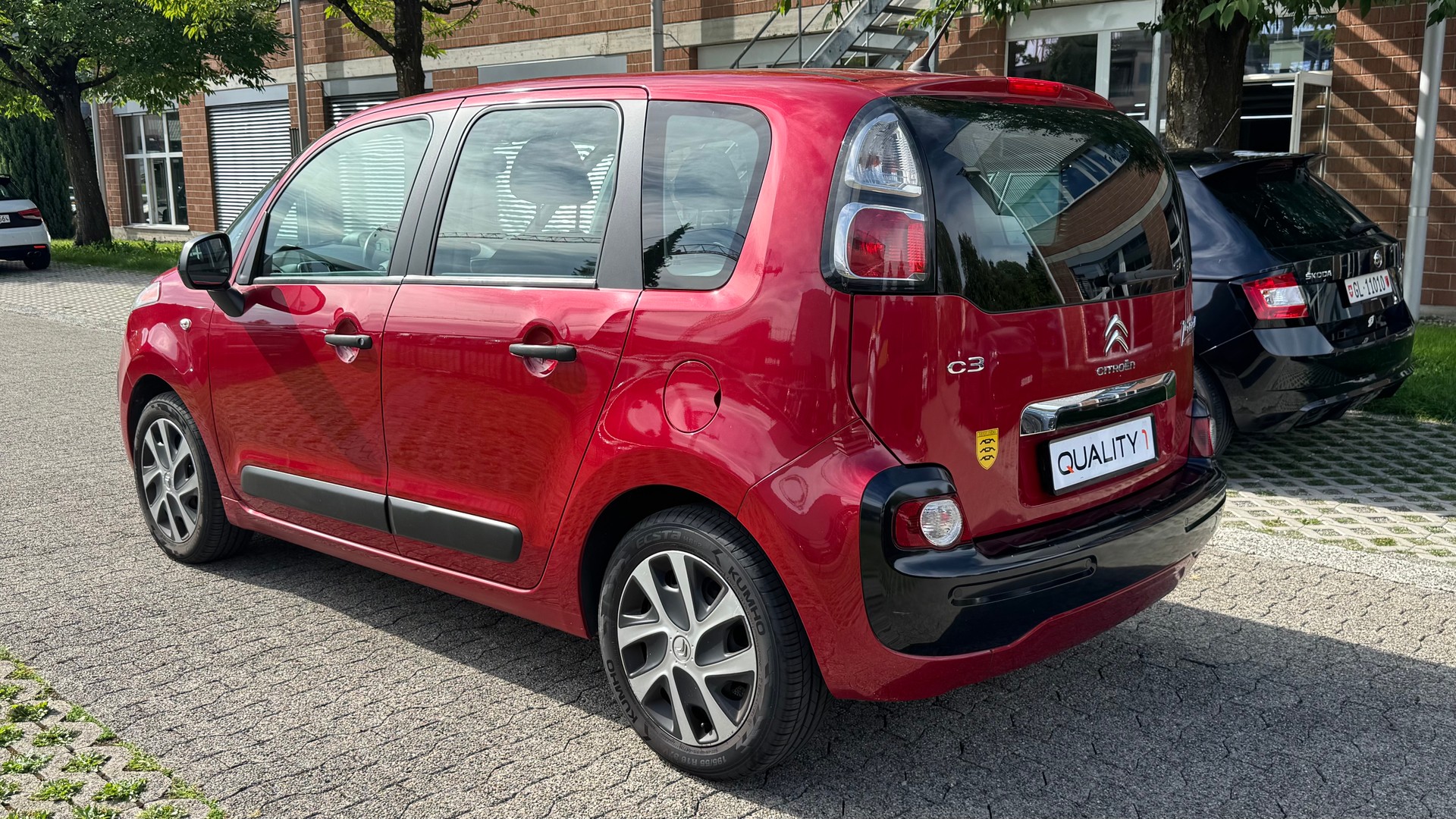 CITROEN C3 Picasso 1.2 Pure Tech Attraction-image-4