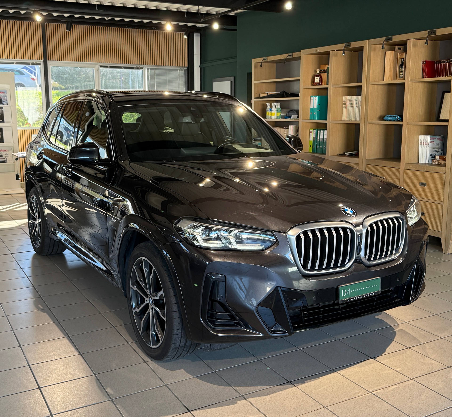 BMW X3 xDrive 30i M Sport-showroom-element-1