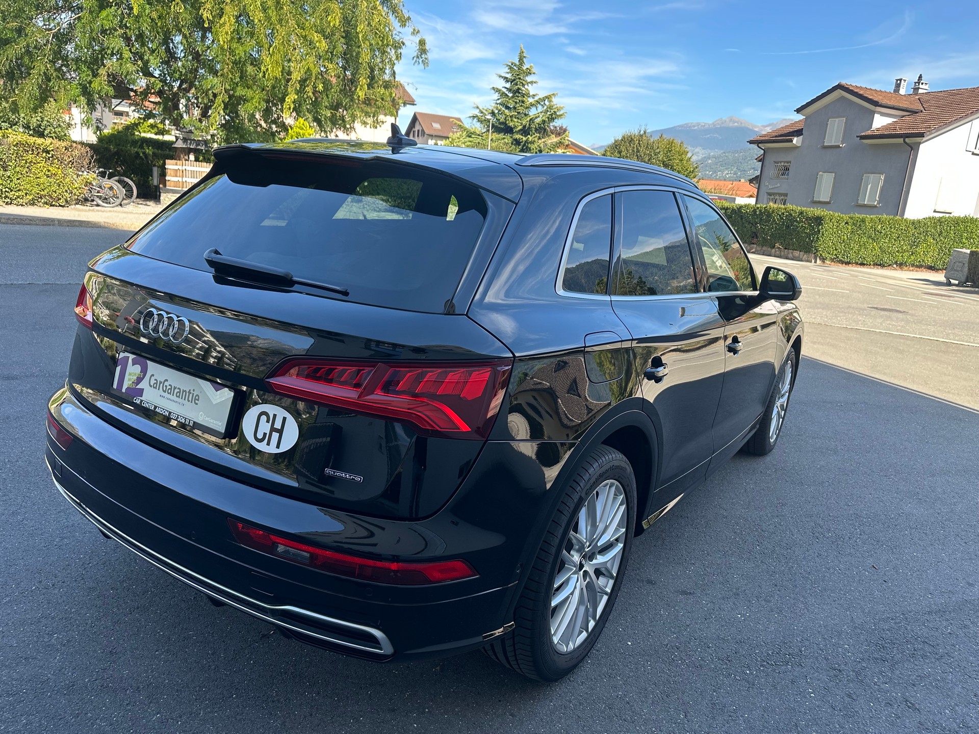 AUDI Q5 2.0 TFSI sport quattro S-tronic-image-4