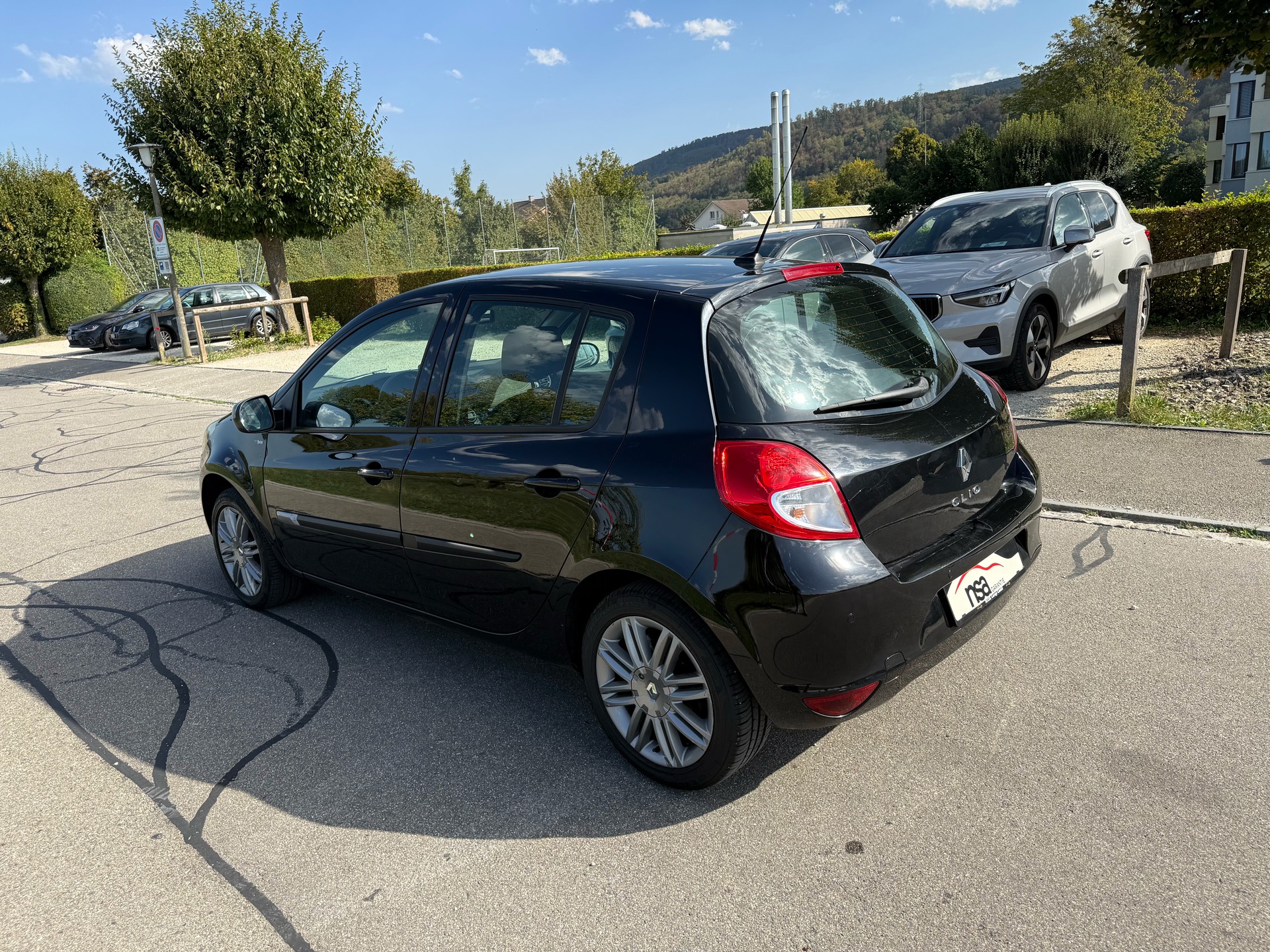 RENAULT Clio 1.6 16V Night&Day Automatic-image-4