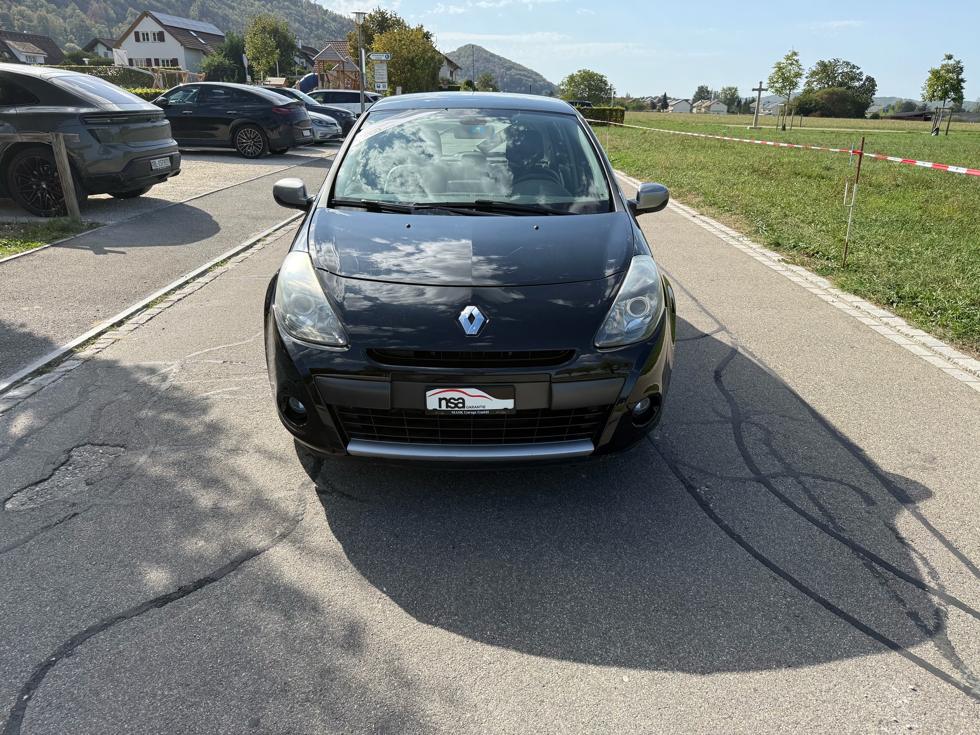 RENAULT Clio 1.6 16V Night&Day Automatic-image-0
