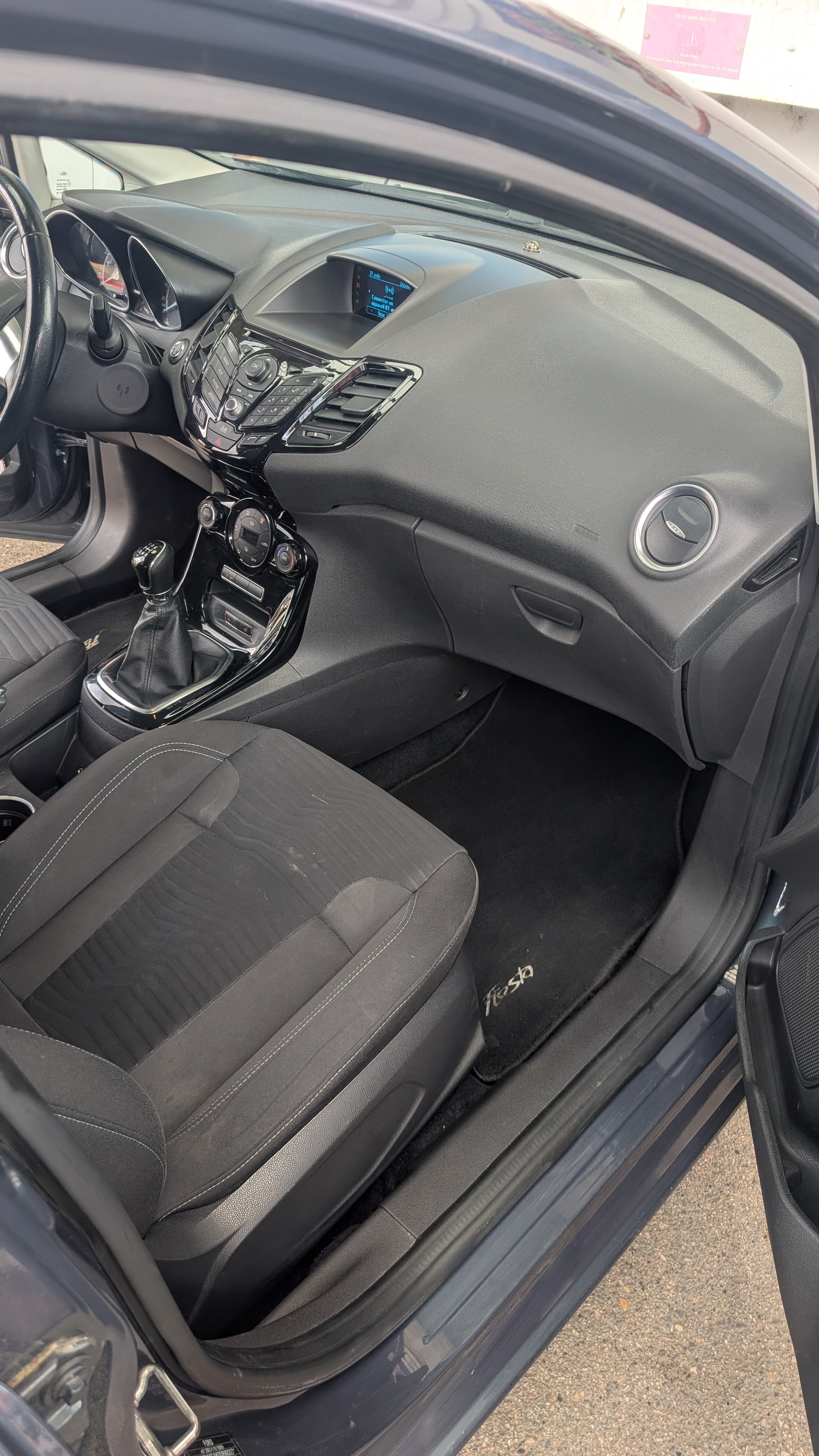 FORD 1.0 EcoB 100 Trend-image-3