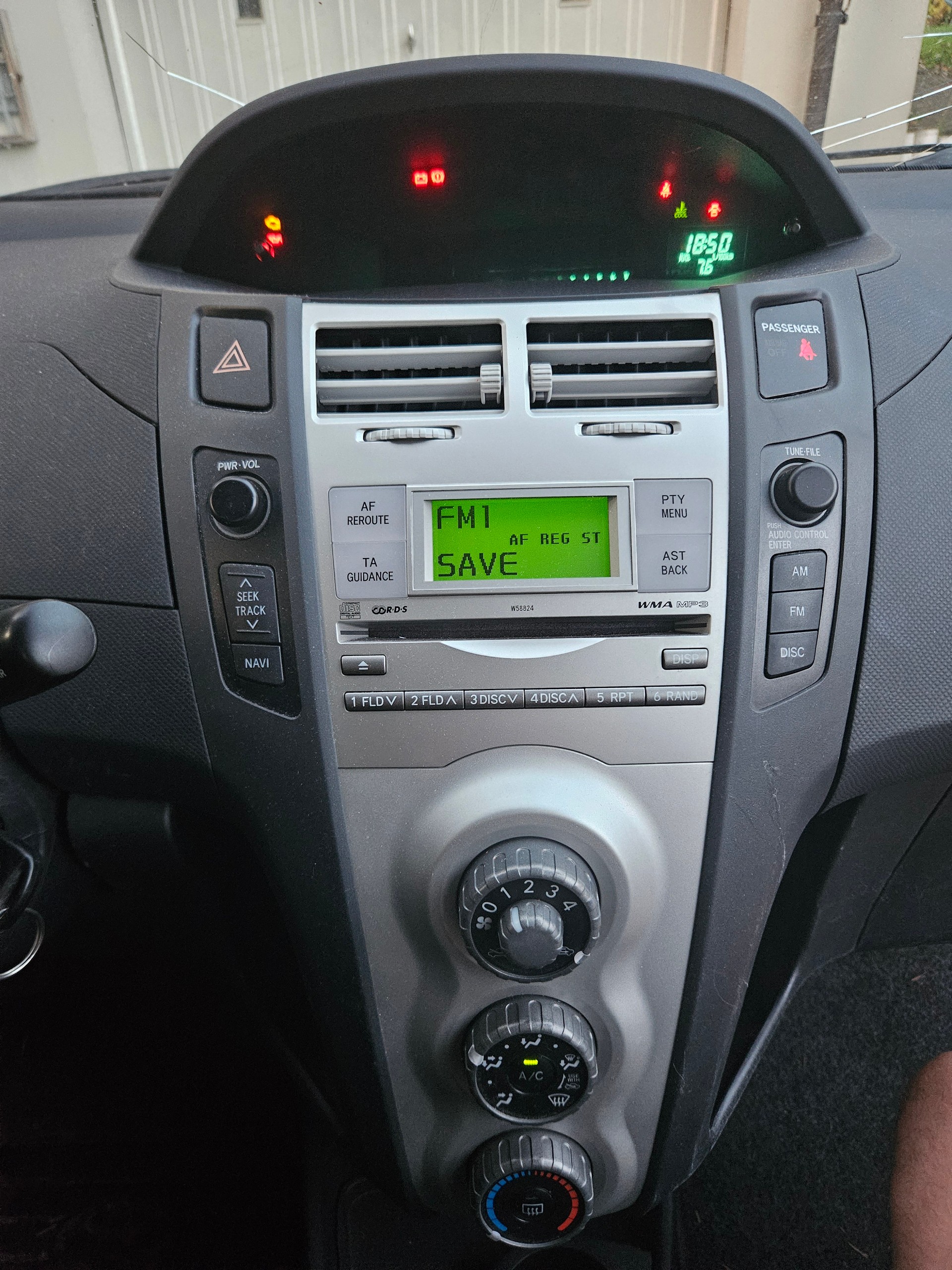 TOYOTA 1.3 16V Linea Luna-image-1