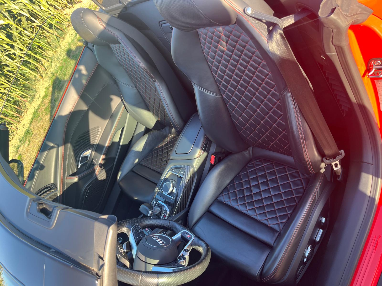 AUDI R8 Coupé 5.2 S-Tronic-image-7