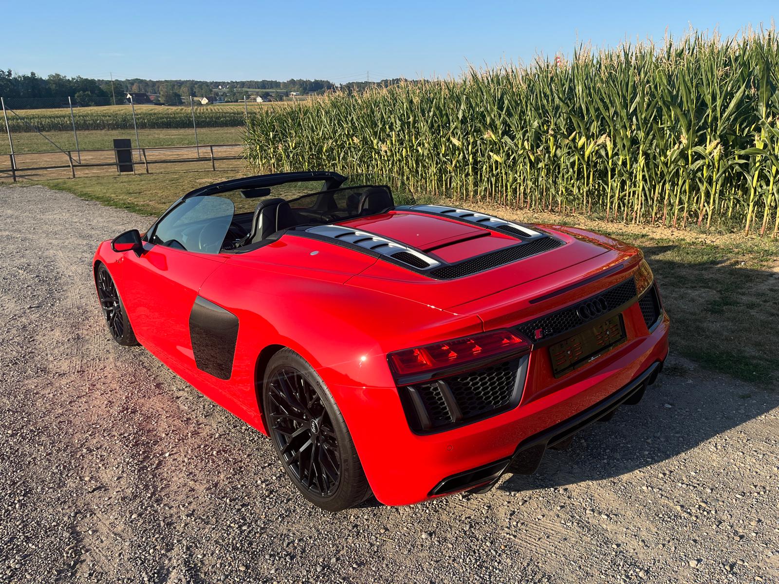 AUDI R8 Coupé 5.2 S-Tronic-image-2