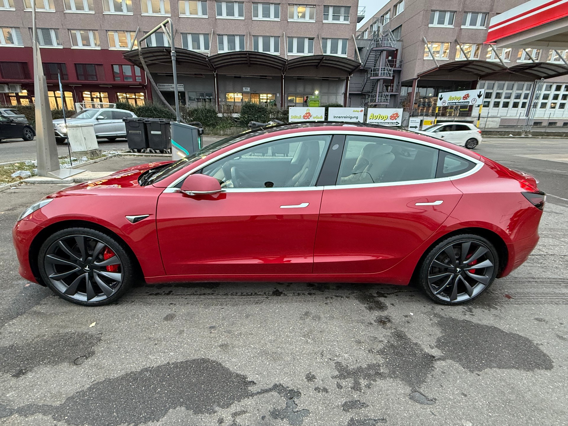 TESLA Performance-image-1