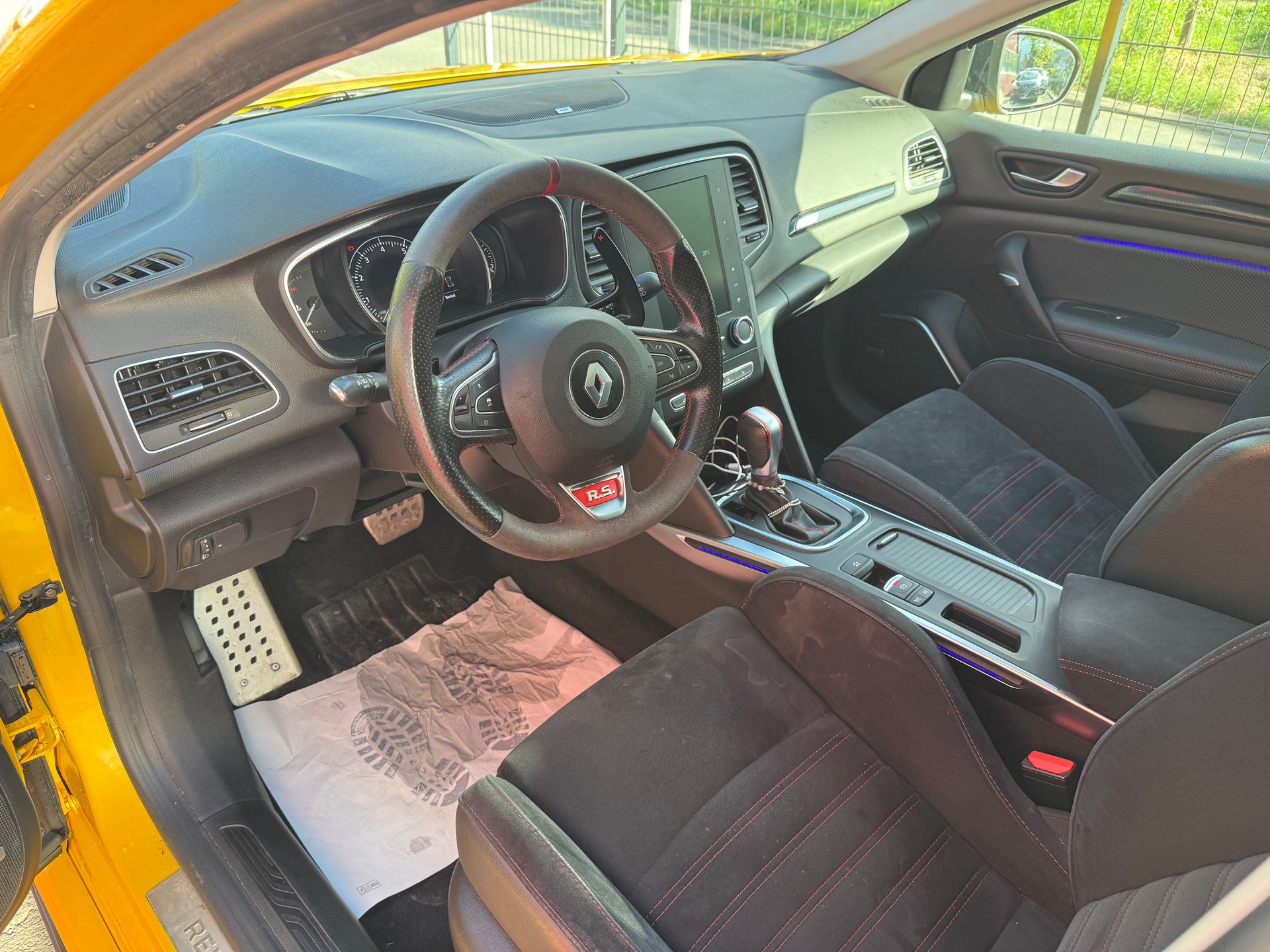 RENAULT Mégane Trophy 300 EDC-image-7