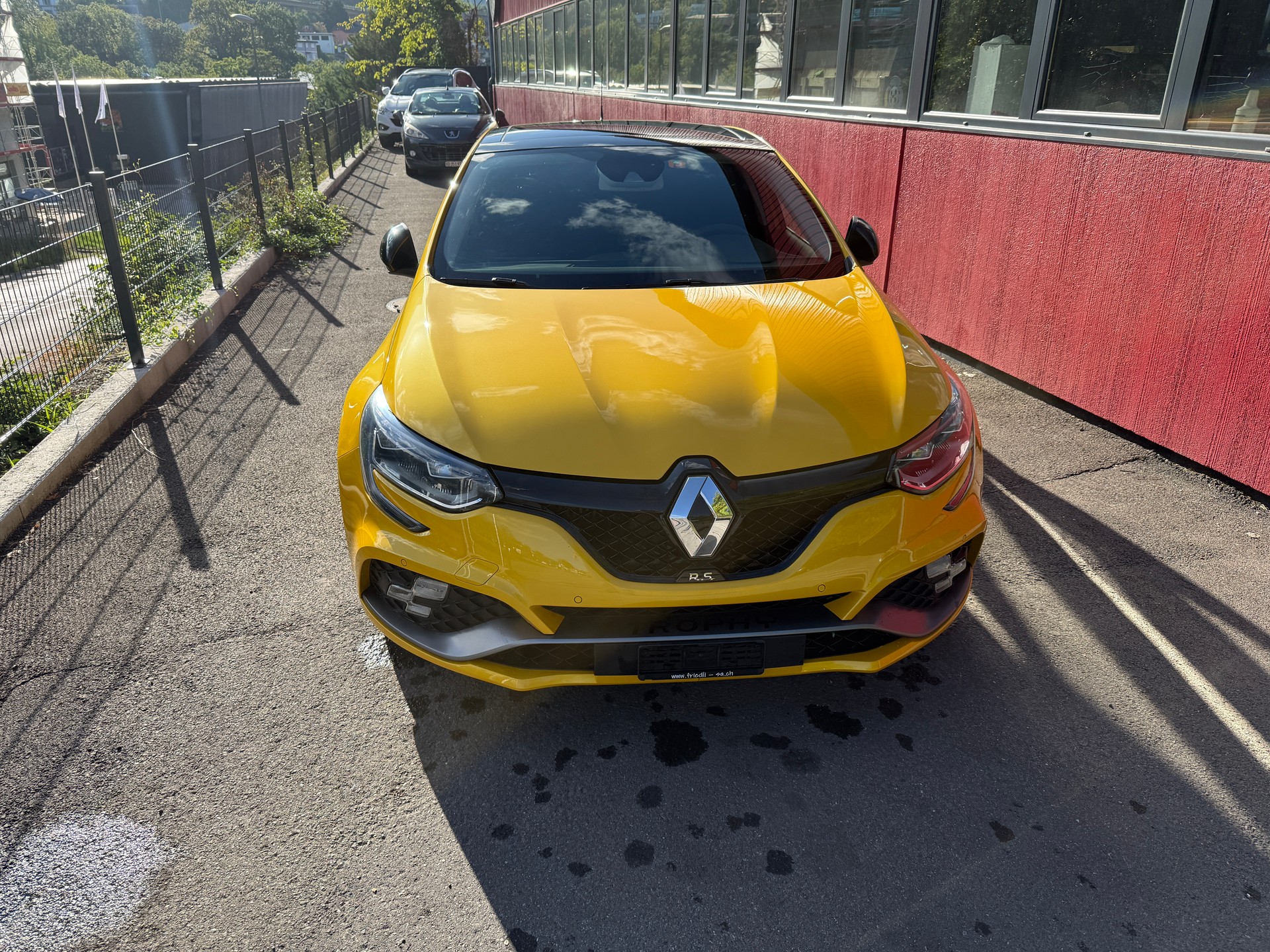 RENAULT Mégane Trophy 300 EDC-image-2