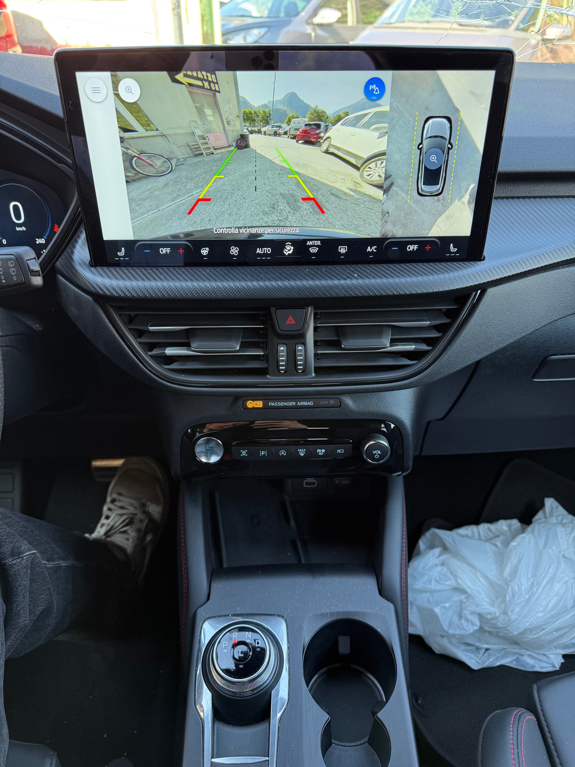 FORD Kuga 1.5 SCTi ST-Line X Automat FWD-image-14