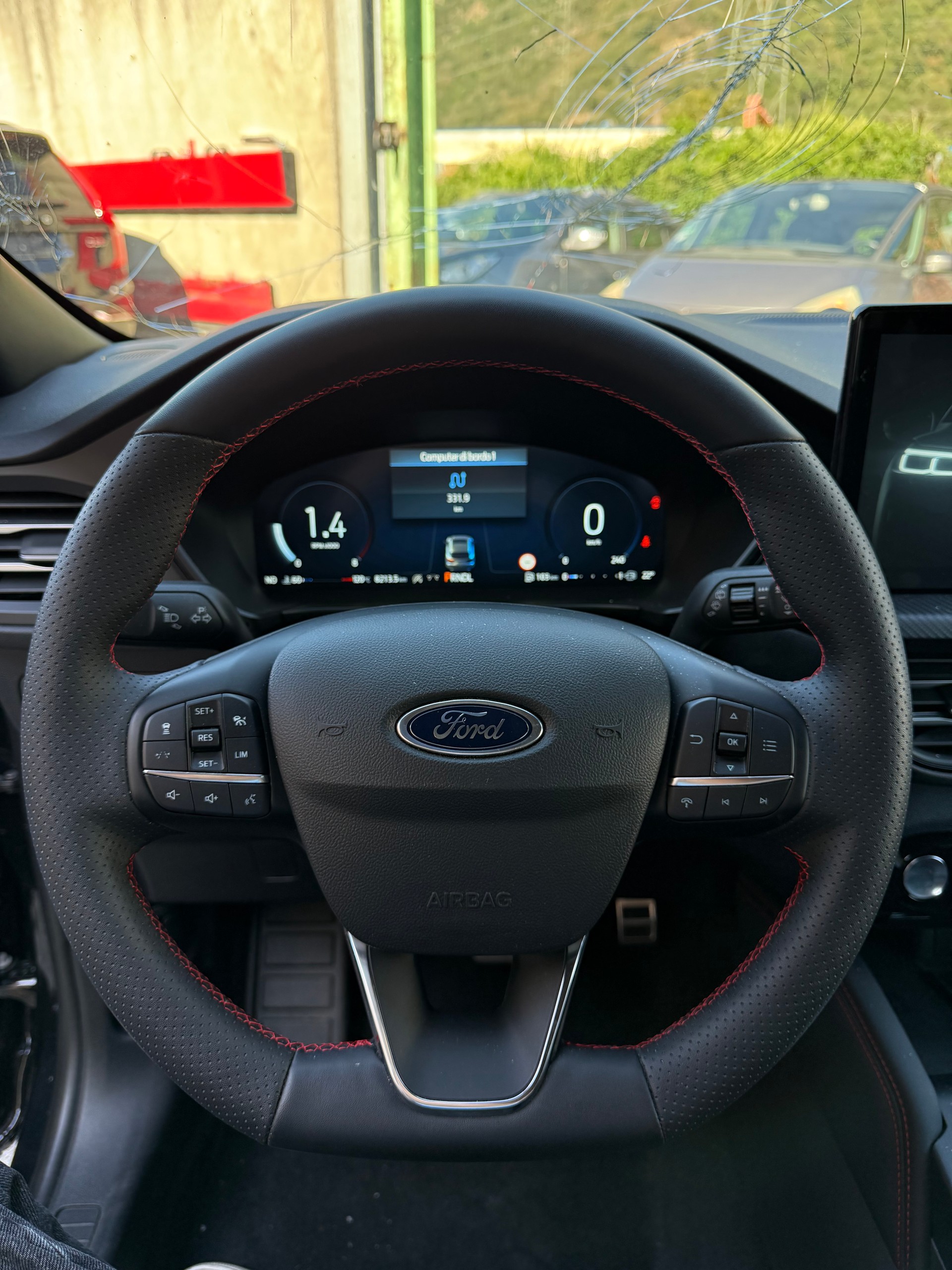 FORD Kuga 1.5 SCTi ST-Line X Automat FWD-image-13